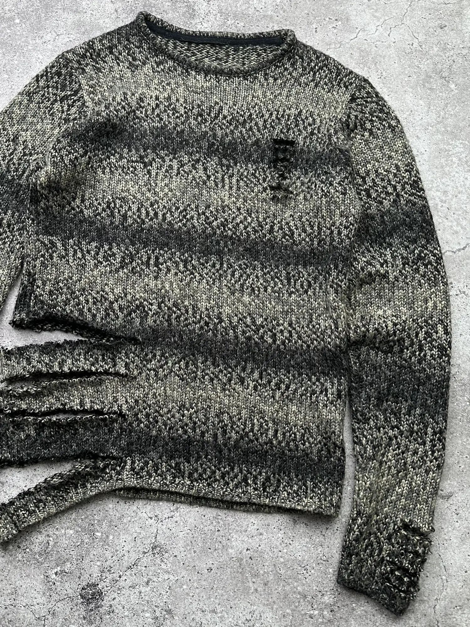 Vintage Vintage Faded Distressed Knit Sweater C561(V234) Size US S / EU 44-46 / 1 - 3 Thumbnail