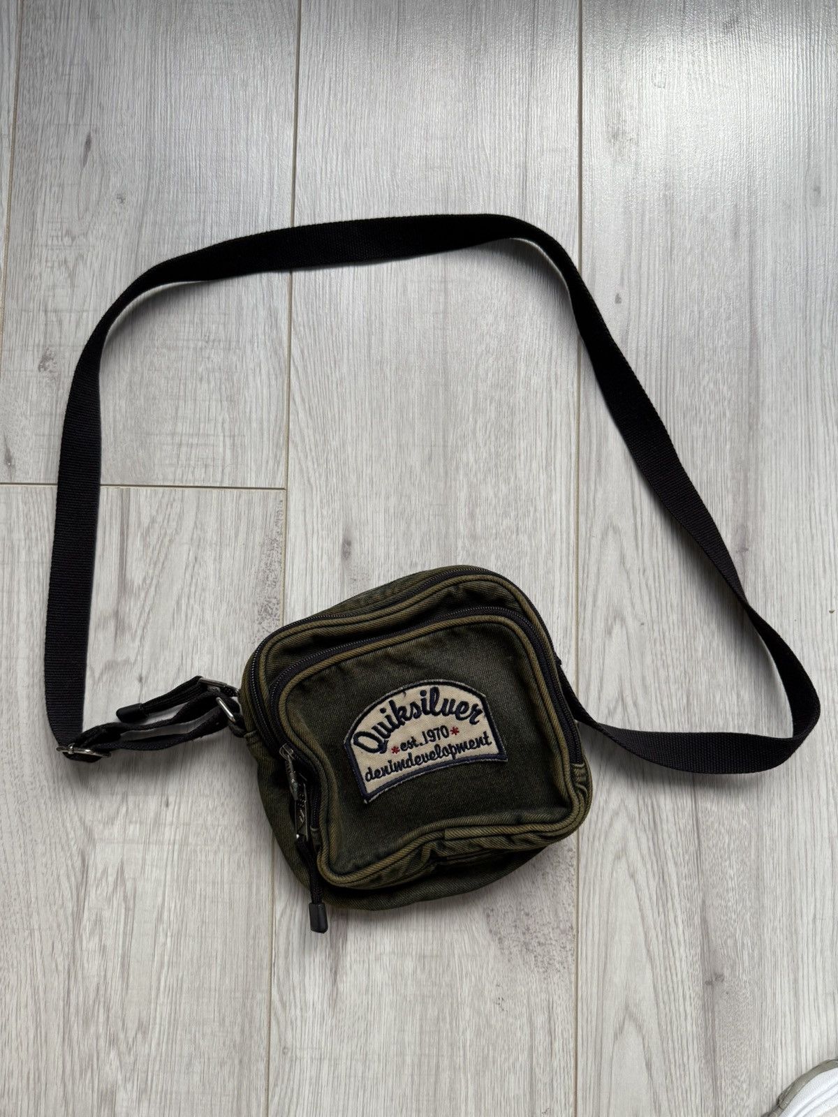 Quiksilver × Vintage Vintage Quiksilver Bag surf style Size ONE SIZE - 1 Thumbnail