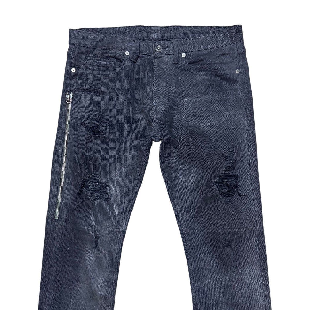 Japanese Brand SAMPLE Mr Completely Coated Jeans Distressed Size US 32 / EU 48 - 3 Thumbnail