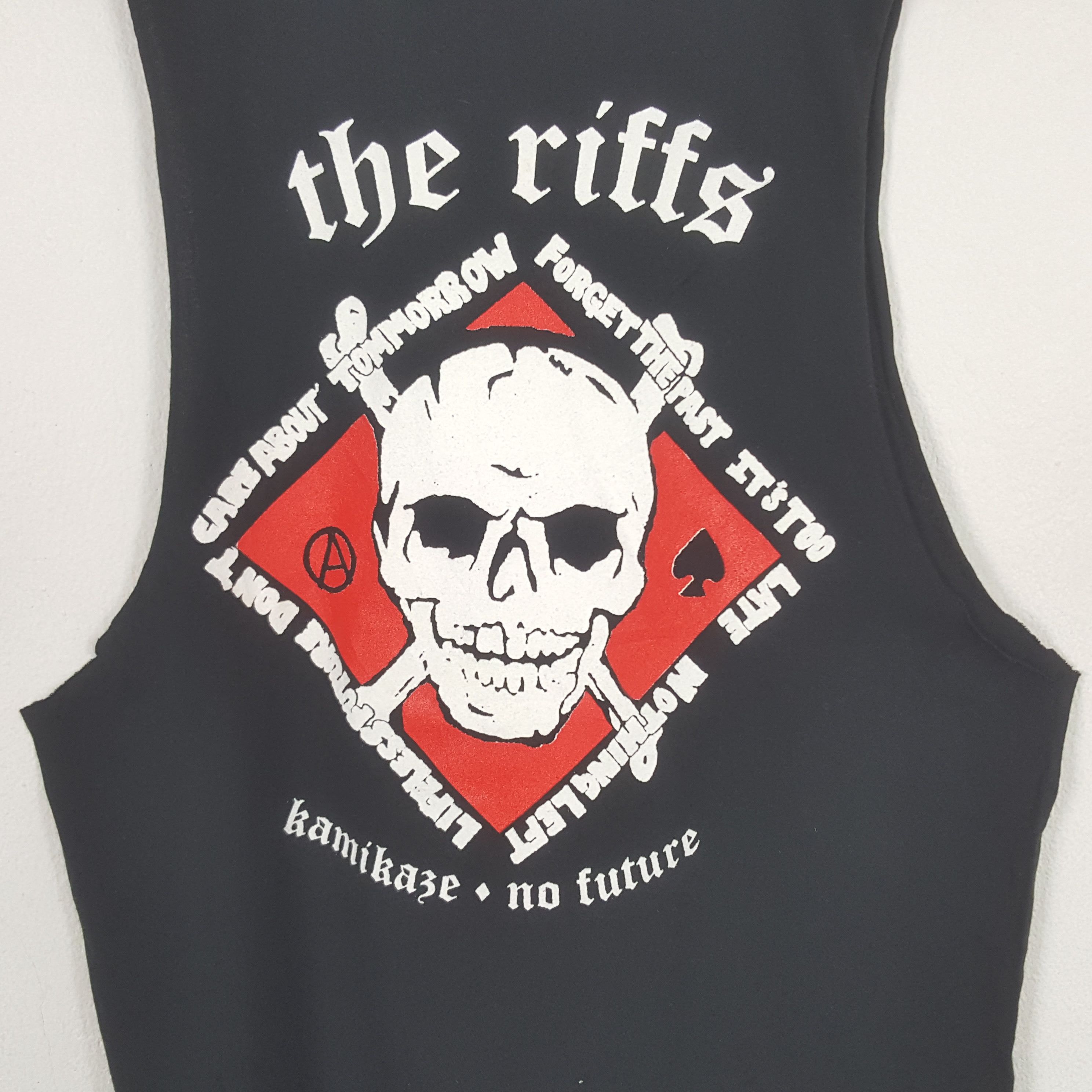 Band Tees Vintage The Riffs Punk Band Kamikaze Sleeveless Tshirt RR9 Size US M / EU 48-50 / 2 - 2 Thumbnail
