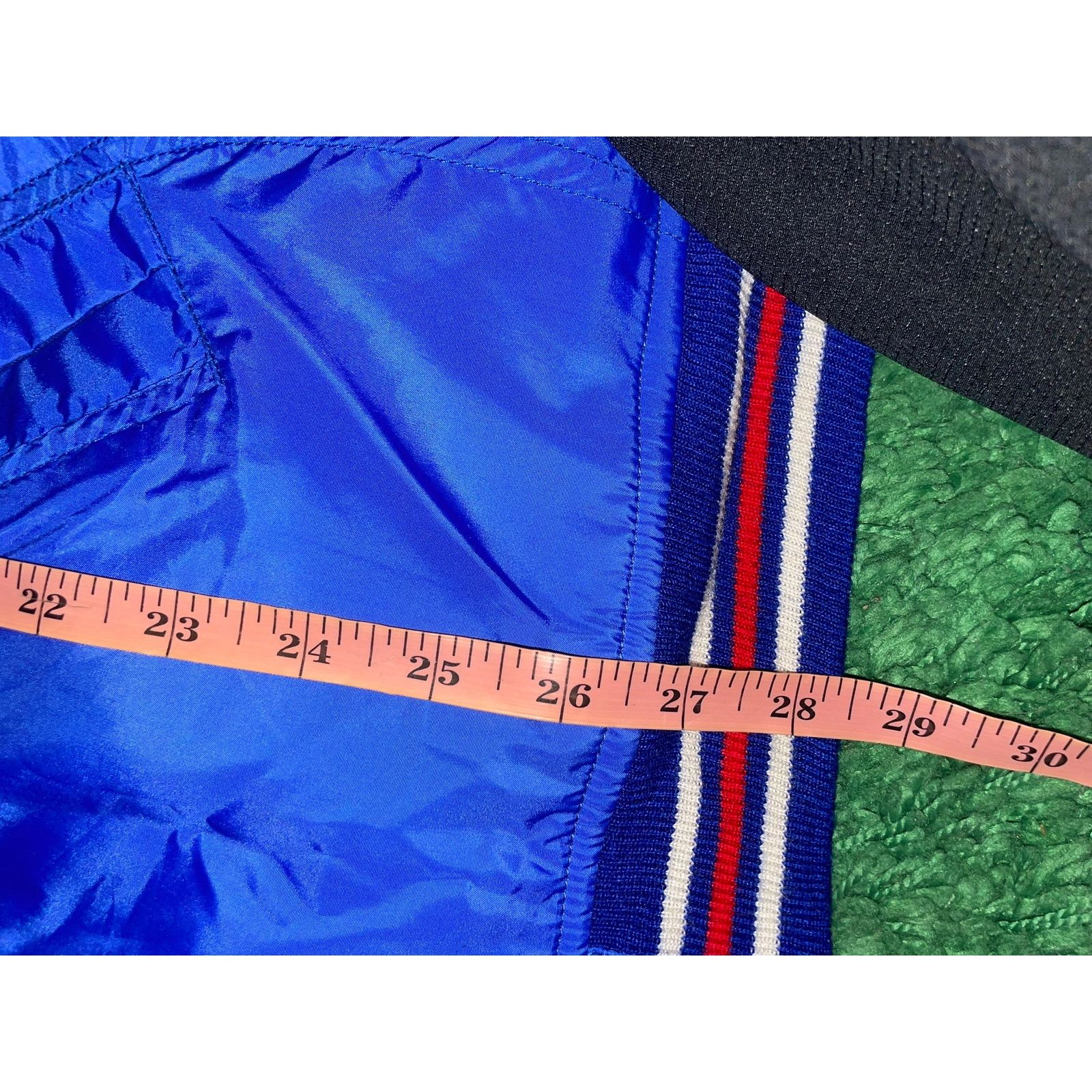 Vintage Vintage Guerrero Bomber Jacket Native American Blue 80s XL Size US XL / EU 56 / 4 - 12 Thumbnail