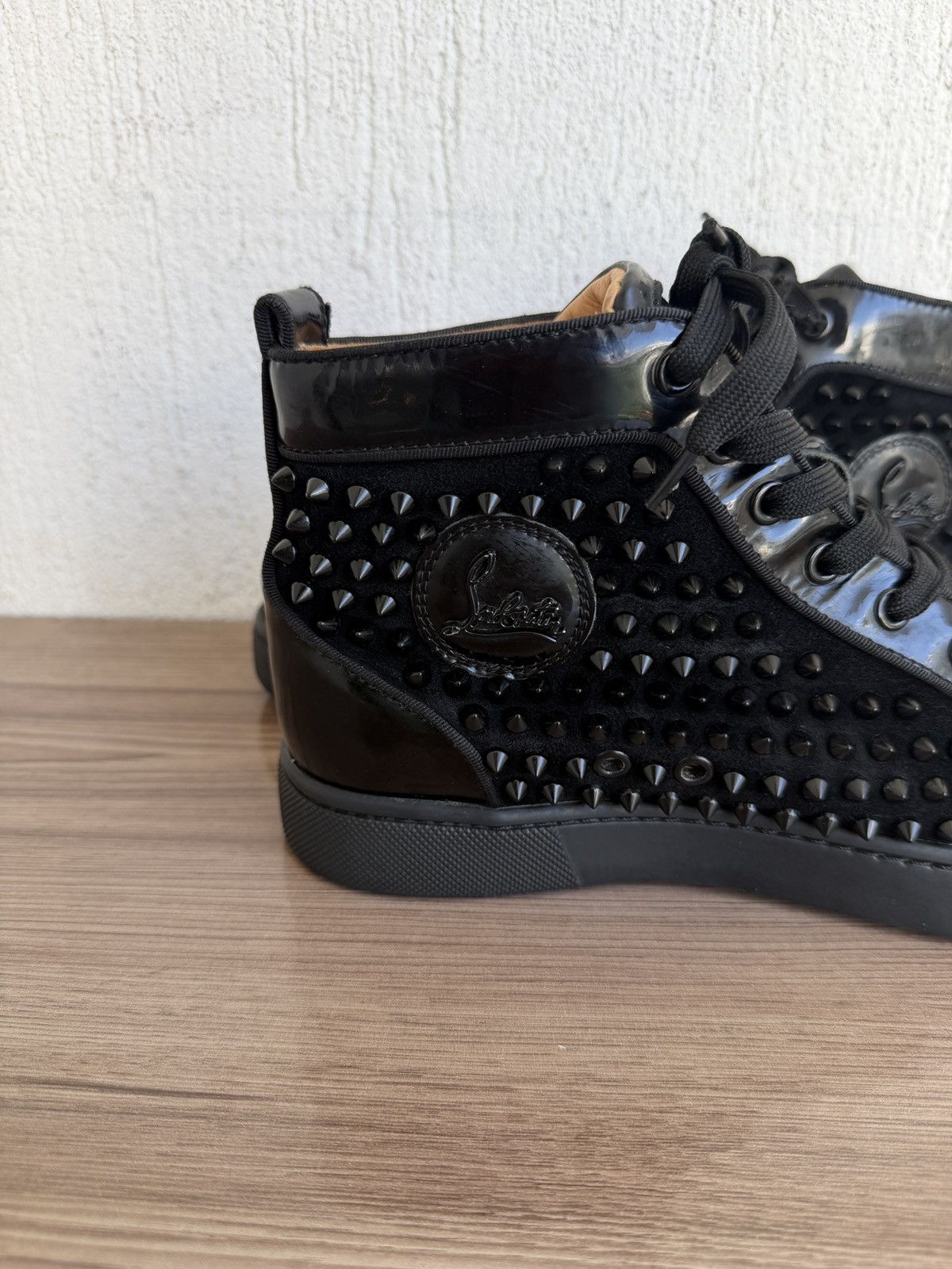 Christian Louboutin spiked louis junior trainers Size US 7 / EU 40 - 13 Thumbnail