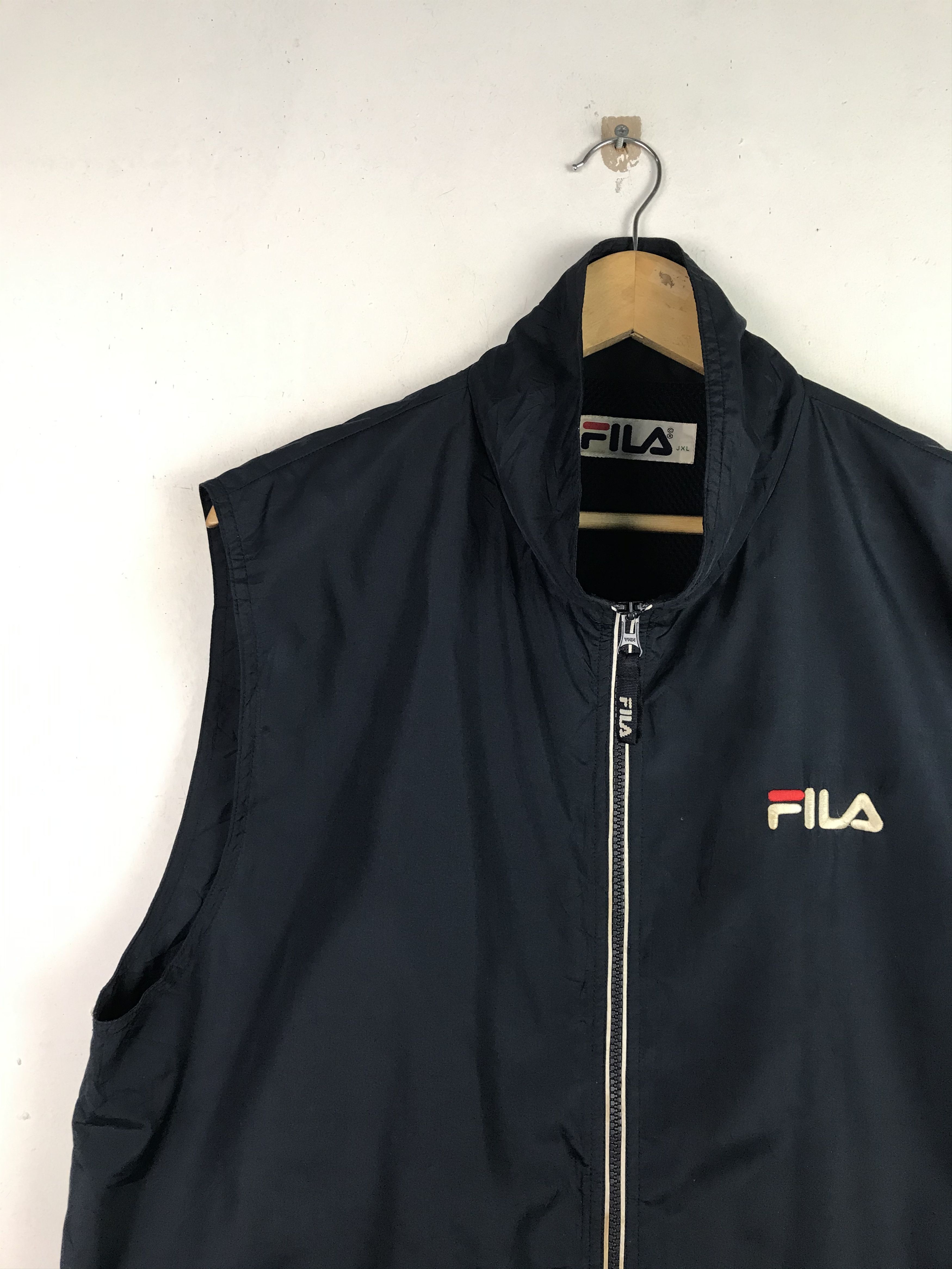 Fila × Japanese Brand × Vintage Vintage 90's Fila Full Zipper Vest Size US L / EU 52-54 / 3 - 5 Thumbnail