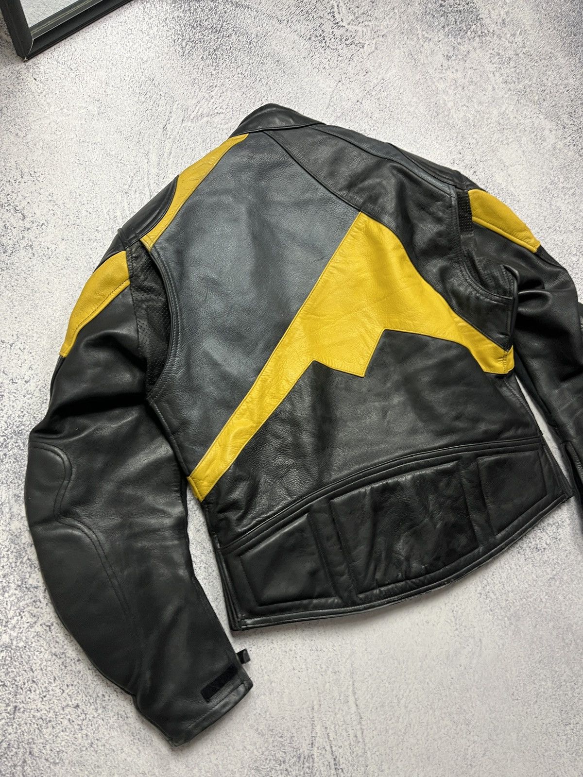 Genuine Leather Richa Black Moto Leather Jacket Vintage Racing Bike Size US S / EU 44-46 / 1 - 23 Thumbnail