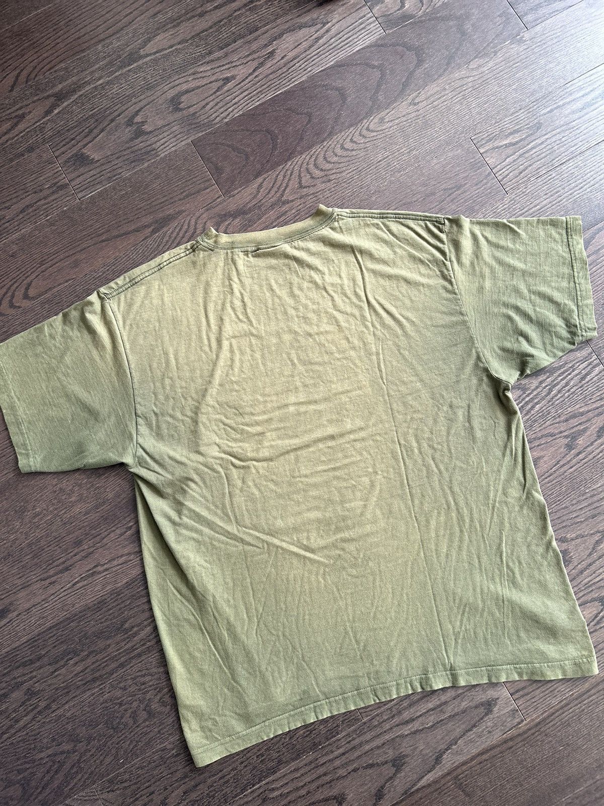 Vintage × Warner Bros Vintage looney toons Sun Faded Big Graphic Tee Size US L / EU 52-54 / 3 - 7 Thumbnail