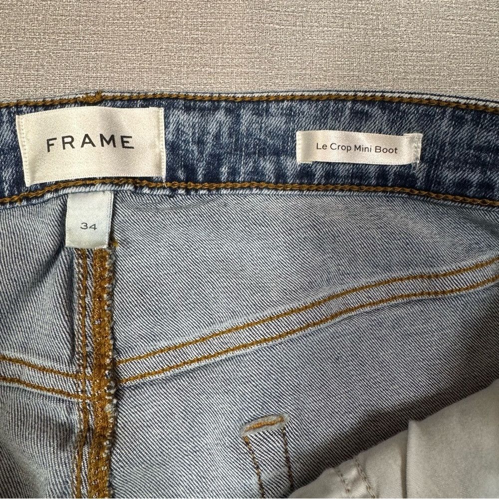 Frame NWT New Frame Le Crop Raw Hem Mini Bootcut Jeans In Rowley Size 34" / US 12 / IT 48 - 6 Thumbnail