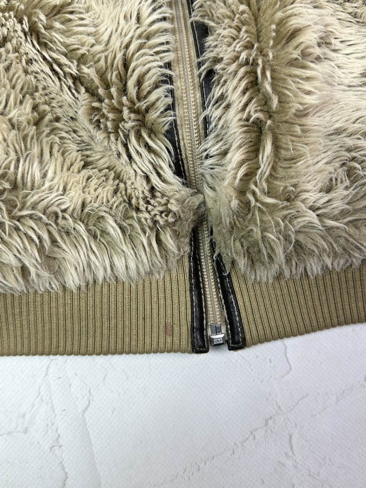 Vintage Vintage Faux Fur Leather Details Beige Vest Size S / US 4 / IT 40 - 4 Thumbnail