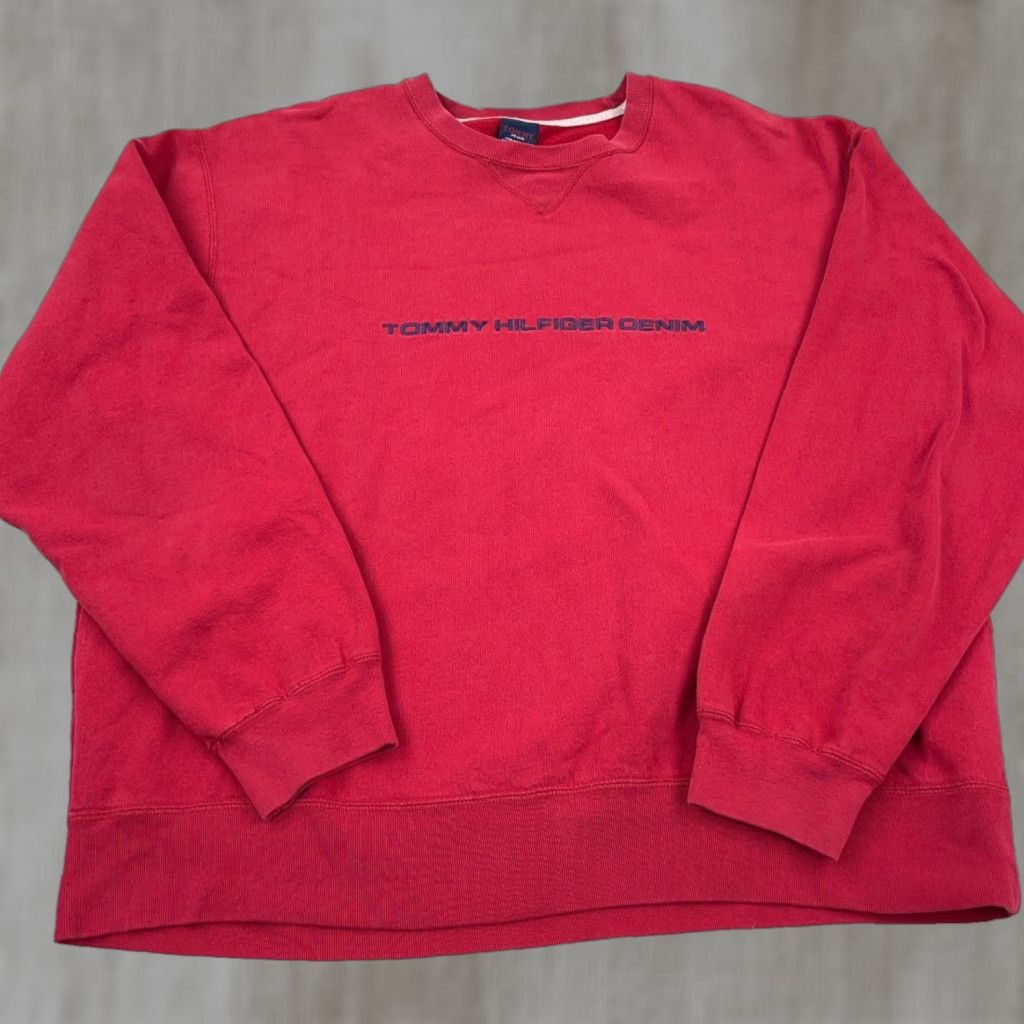 Tommy Hilfiger VINTAGE Tommy Hilfiger Sweatshirt Men XL Red Crewneck Knit Logo Embroidered 90s Retro Athletic Size US XL / EU 56 / 4 - 1 Thumbnail