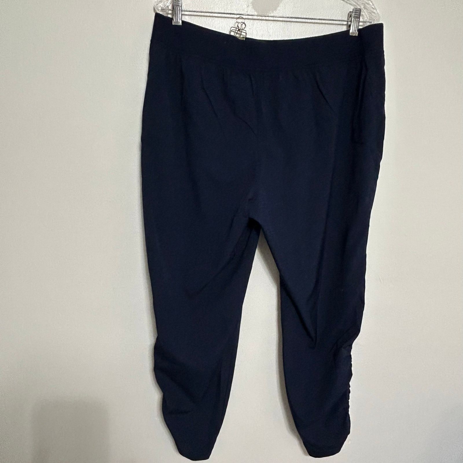Tek Gear Tek Gear Navy Cropped Joggers Cinch Hem Zipper Pockets XL Size 26" / US 2 / IT 38 - 2 Thumbnail