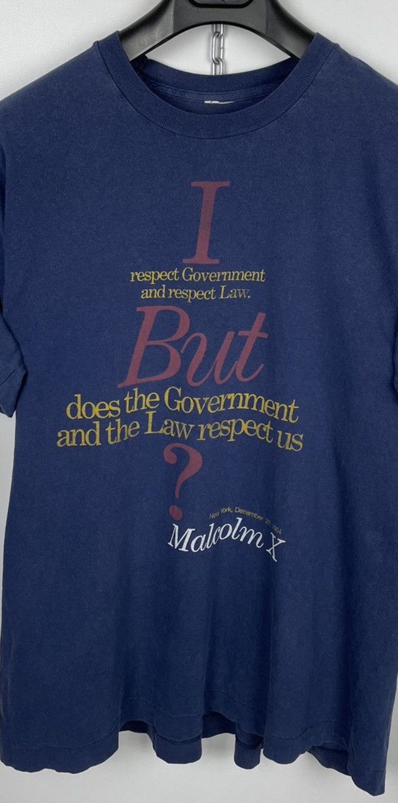 Vintage Vintage 90’s Malcolm X Navy Distressed T-Shirt Size US XL / EU 56 / 4 - 10 Thumbnail