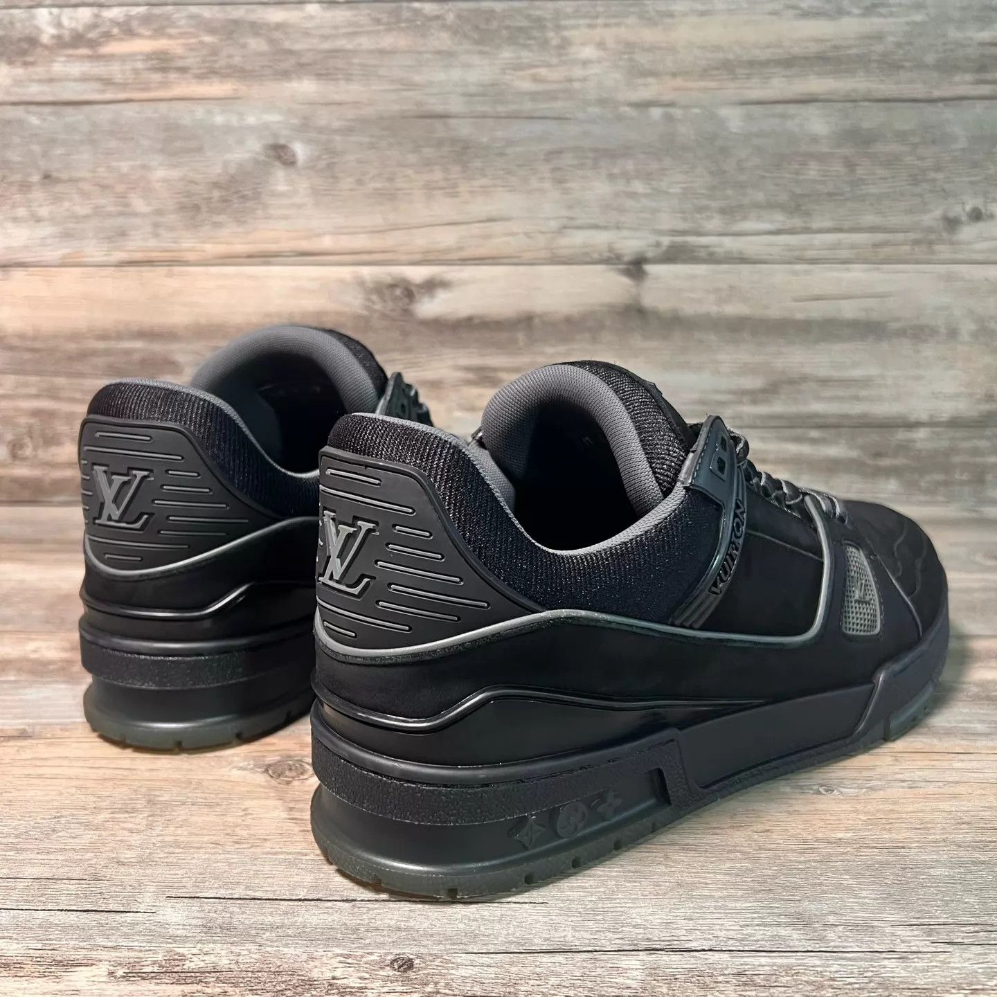 Louis Vuitton Louis Vuitton Black Trainer UK7 (41) 97 New No Box Size US 8 / EU 41 - 3 Thumbnail