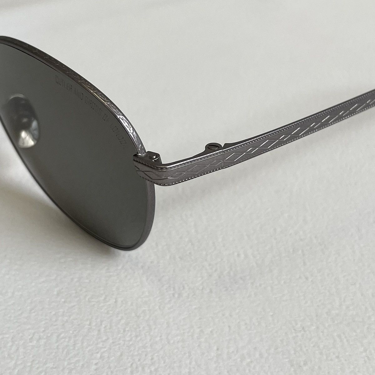 Cutler and Gross Gunmetal Silver Round Lens Sunglasses Size ONE SIZE - 5 Thumbnail