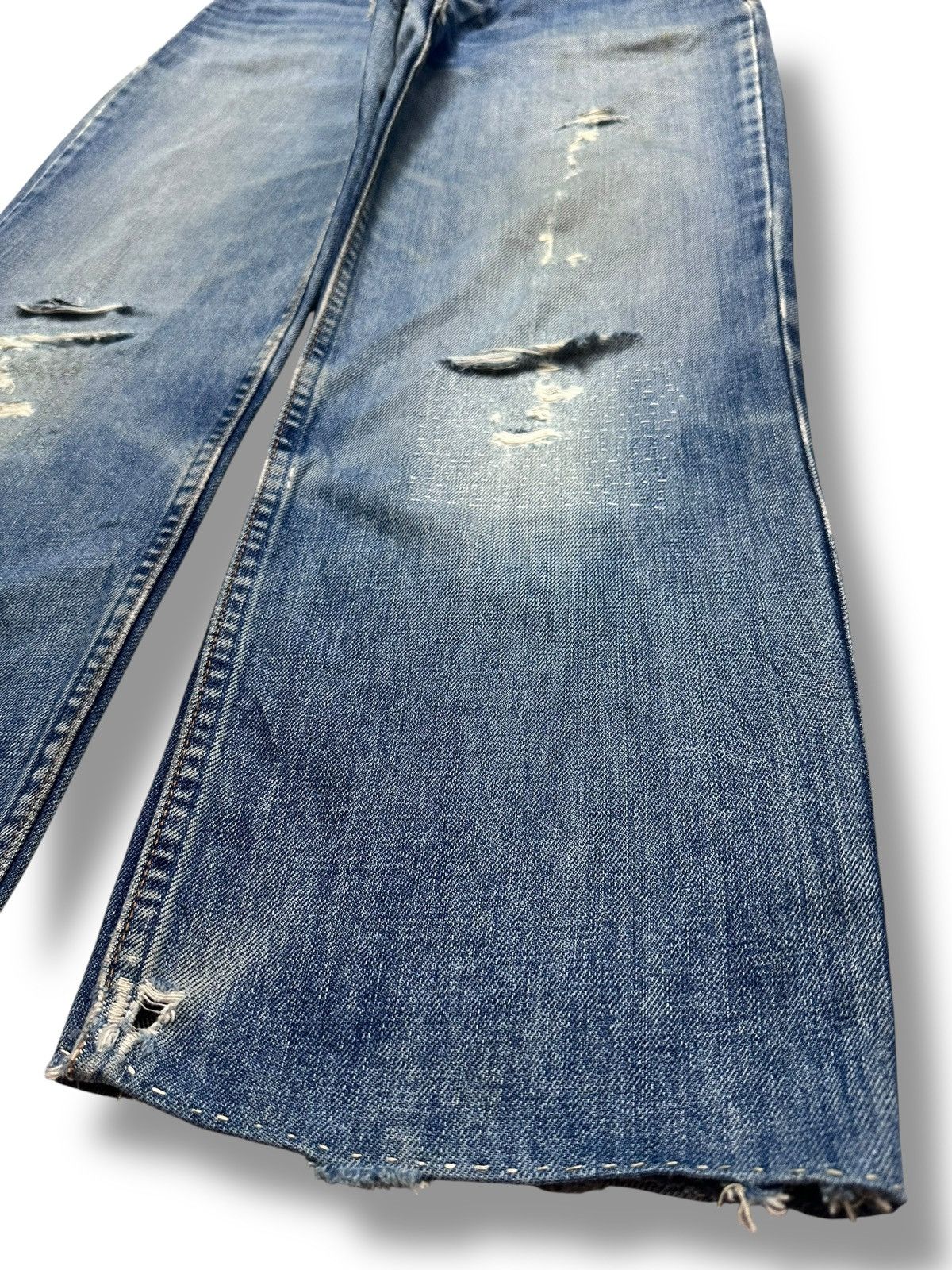 Levi's Levi's 560 Relaxed Fit Vintage Distressed Denim Faded Wash Size US 30 / EU 46 - 14 Thumbnail
