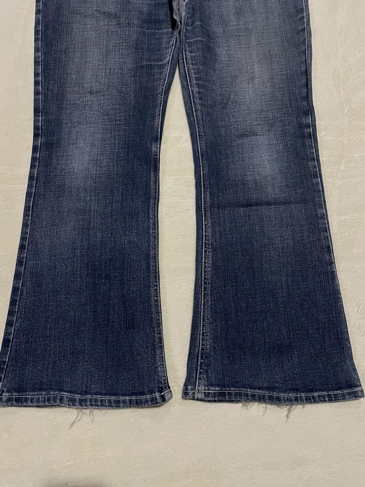 Japanese Brand Vintage Theoria Boot Cut Mudwash Distress Denim Jeans Size US 35 - 2 Thumbnail