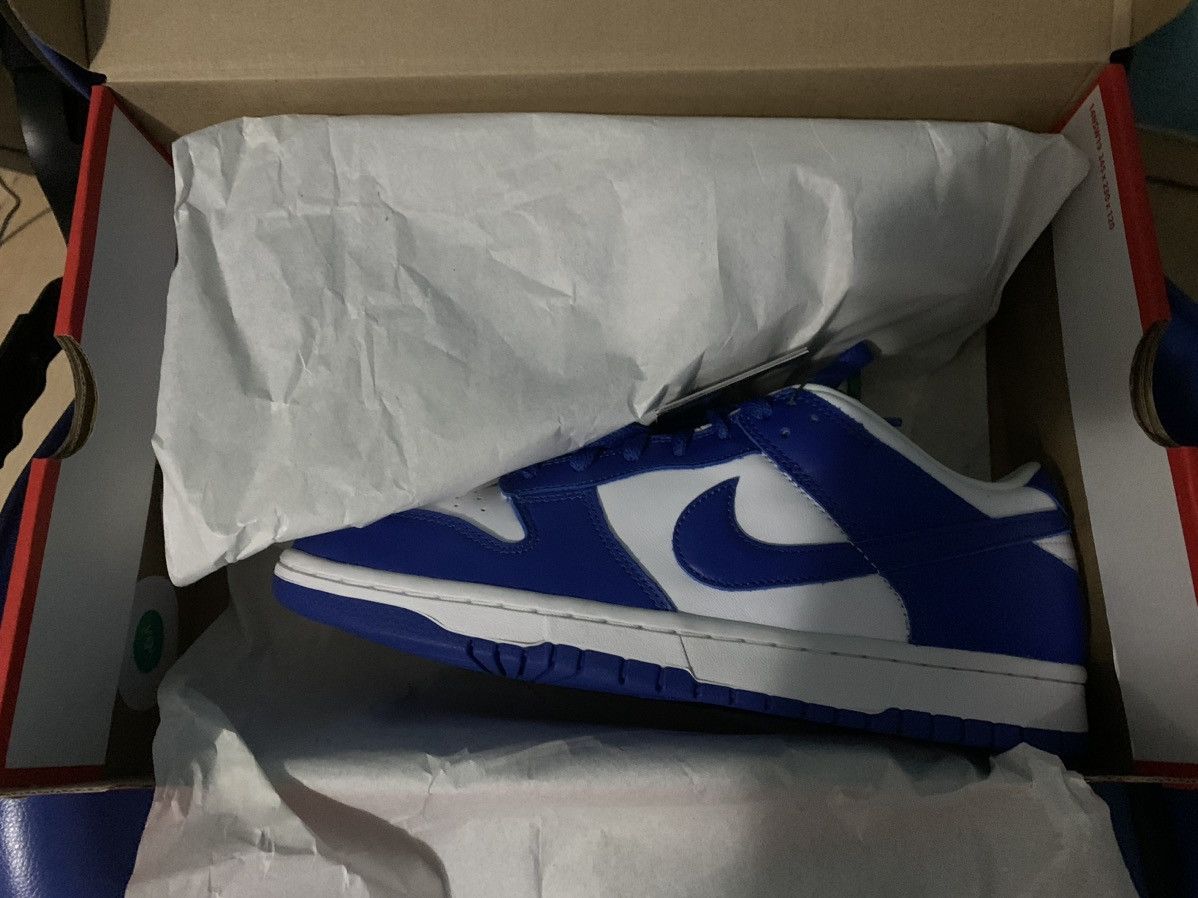Nike Deadstock Nike Dunk Low SP Kentucky Size 9.5 Size US 9.5 / EU 42-43 - 6 Thumbnail
