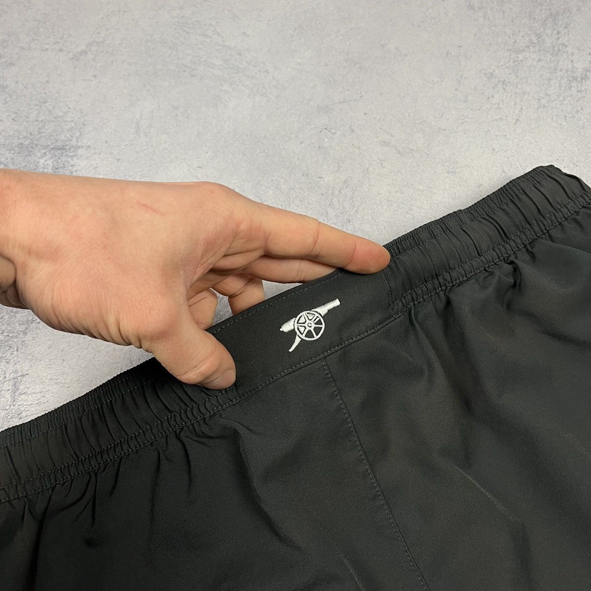 Nike Vintage Nike Arsenal soccer shorts 90’s Size US 38 / EU 54 - 16 Thumbnail