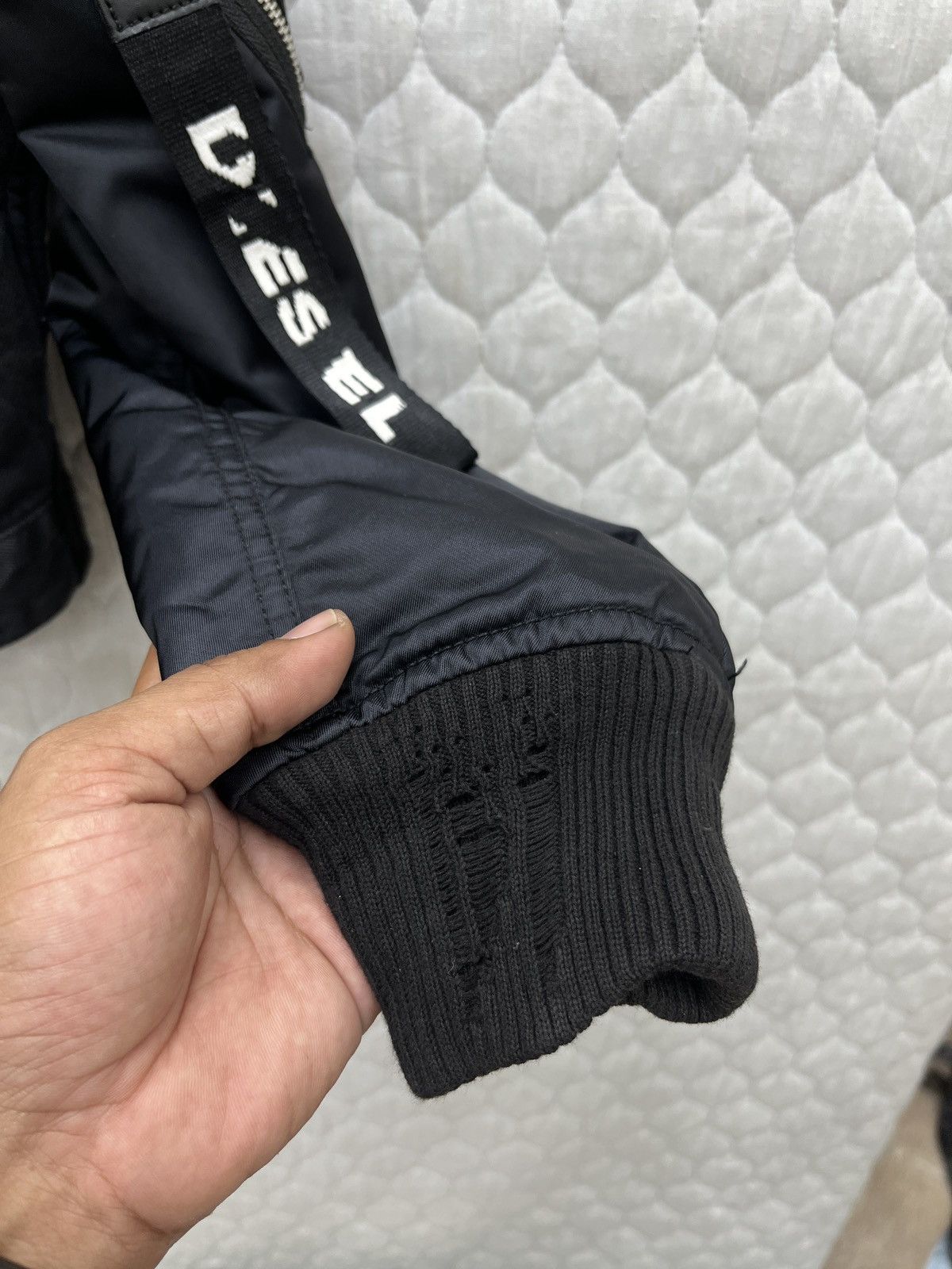 Diesel 🔥🔥🔥STEALS DIESEL BOMBER JACKET Size XS / US 0-2 / IT 36-38 - 16 Thumbnail