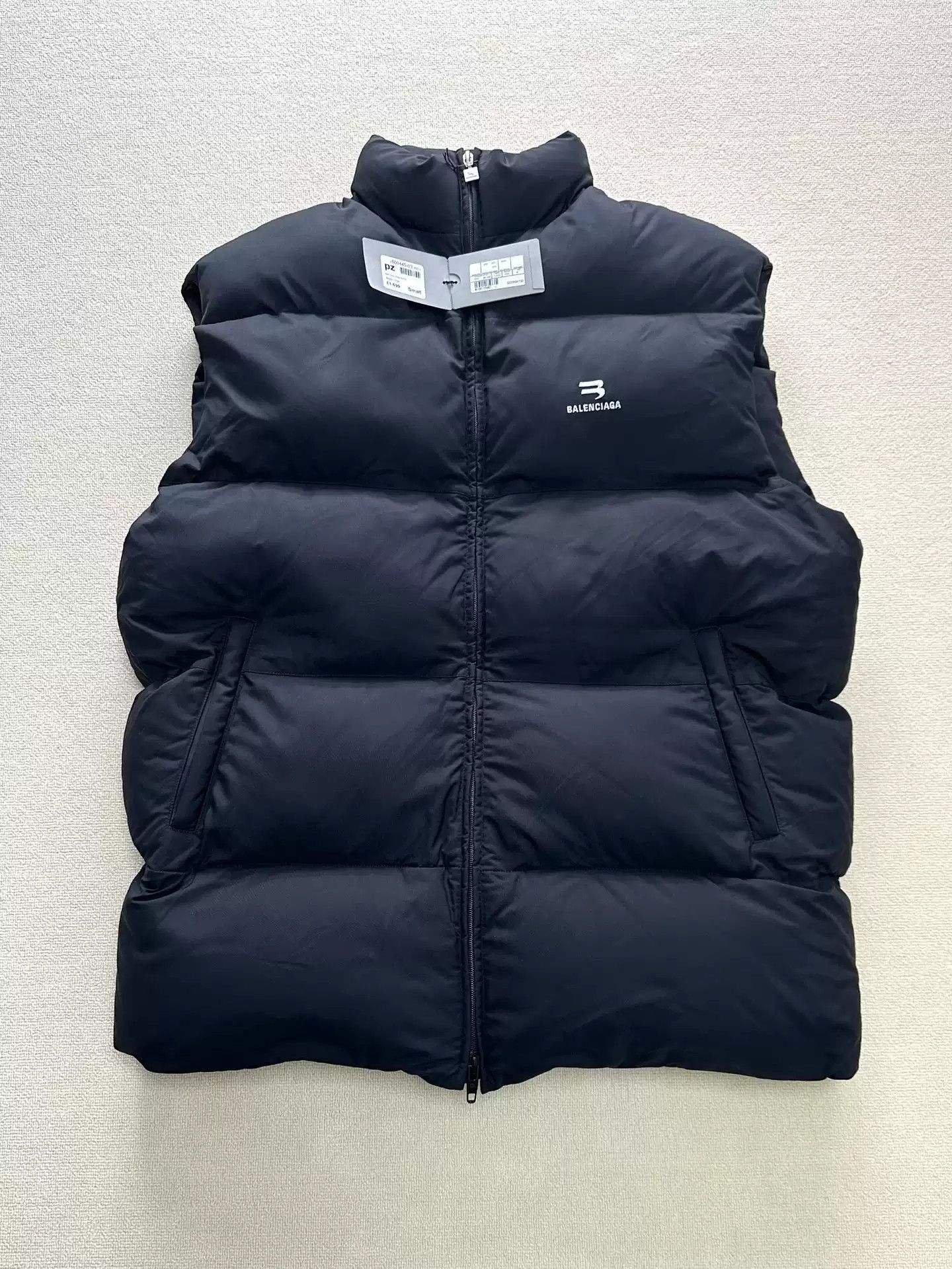 Balenciaga Balenciaga 22SS 3Bsports embroidered logo vest down jacket Size US S / EU 44-46 / 1 - 1 Thumbnail