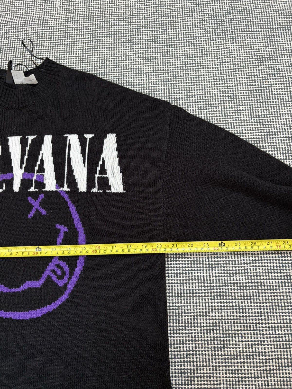 Nirvana H&M Nirvana fuzzy knit jumper sweater grunge alt avant garde Size US S / EU 44-46 / 1 - 7 Thumbnail