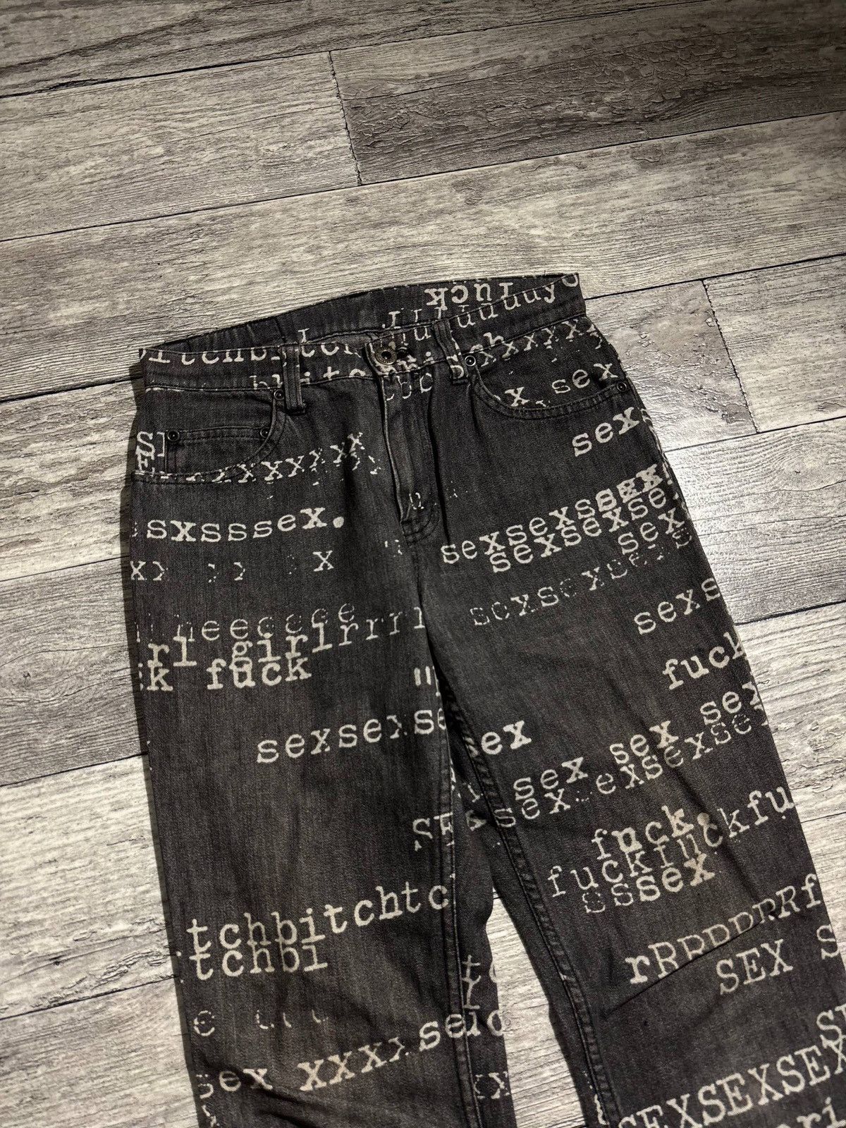 Hysteric Glamour Hysteric Glamour SS99 fuck xxx sex bitch denim hysterics Size US 28 / EU 44 - 3 Thumbnail