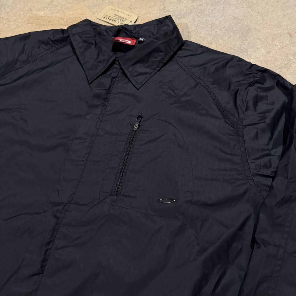 Oakley Brand New 2000s Oakley Software Nylon Zip Windbreaker Jacket Size US XL / EU 56 / 4 - 3 Thumbnail