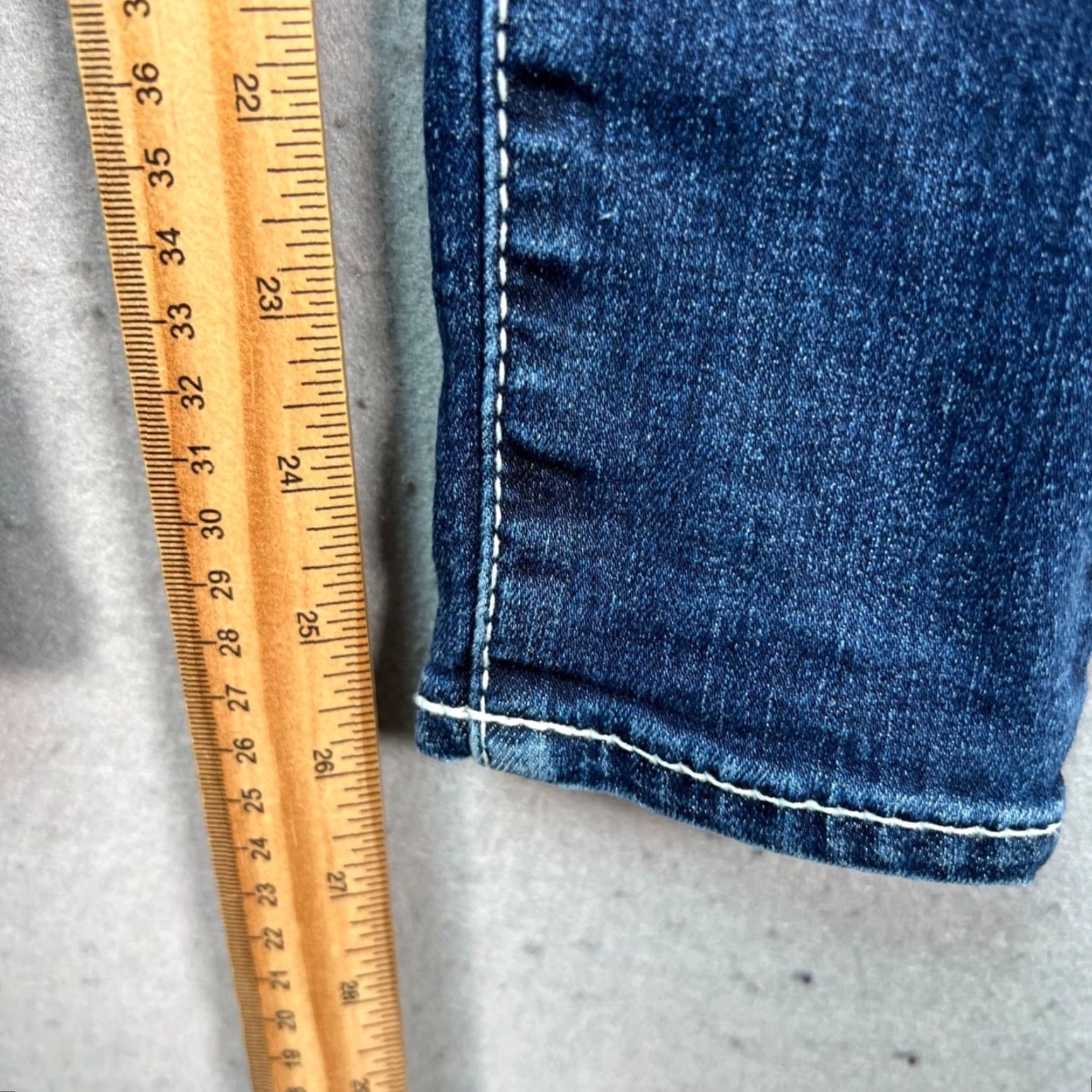 MOUSSY Vintage Moussy Jeans Womens 23 Skinny Fit High-Rise Blue Denim Cotton Blend 5-Pocket Design Adult Womens 23 Jeans Mens? Size 40" / US 18 - 7 Thumbnail