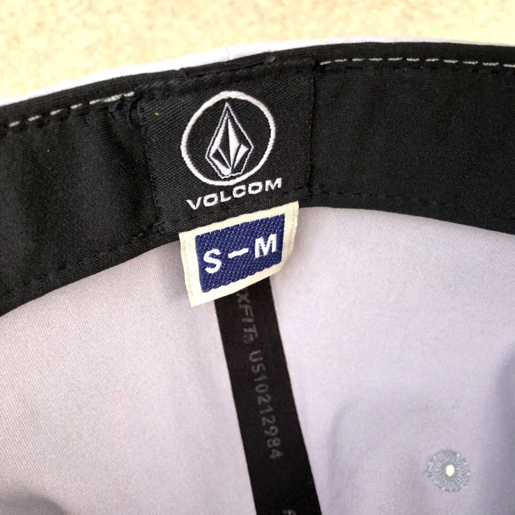 Volcom VOLCOM V CO TECH Fitted Hat Men's S/M Grey Moisture Wicking Performance Cap Baseball Cap hats Mens Gray V Co Tech Cap Size ONE SIZE - 6 Thumbnail