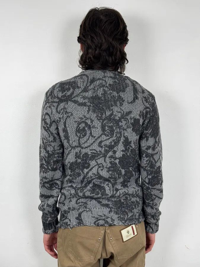 Dolce & Gabbana 2010s Dolce & Gabbana Floral Grey Wool Sweater Size US M / EU 48-50 / 2 - 3 Thumbnail