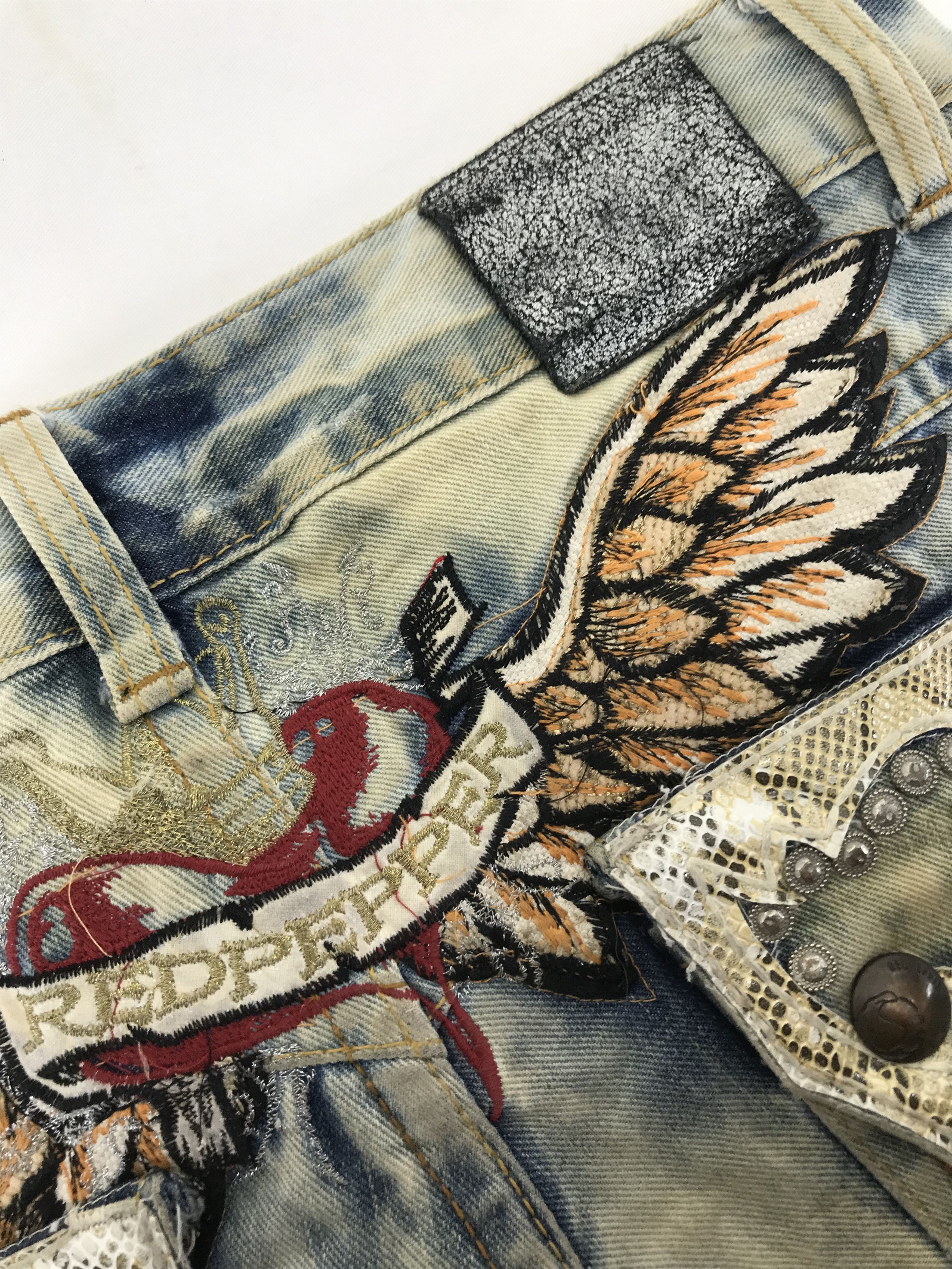 Japanese Brand Vintage Red Pepper Wings Embroidered Flare Jeans Size US 32 / EU 48 - 11 Thumbnail