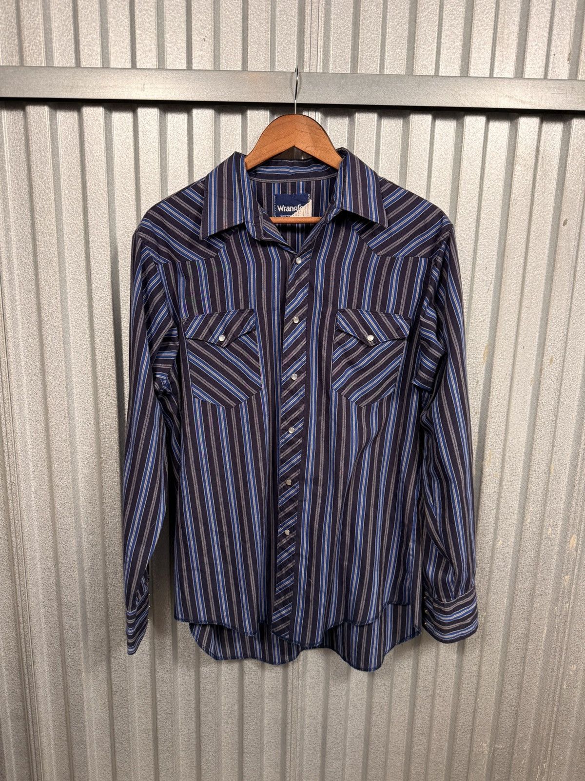 Wrangler Vintage Wrangler USA Made Pinstripe Pearl Snap Button Up Size US L / EU 52-54 / 3 - 1 Thumbnail
