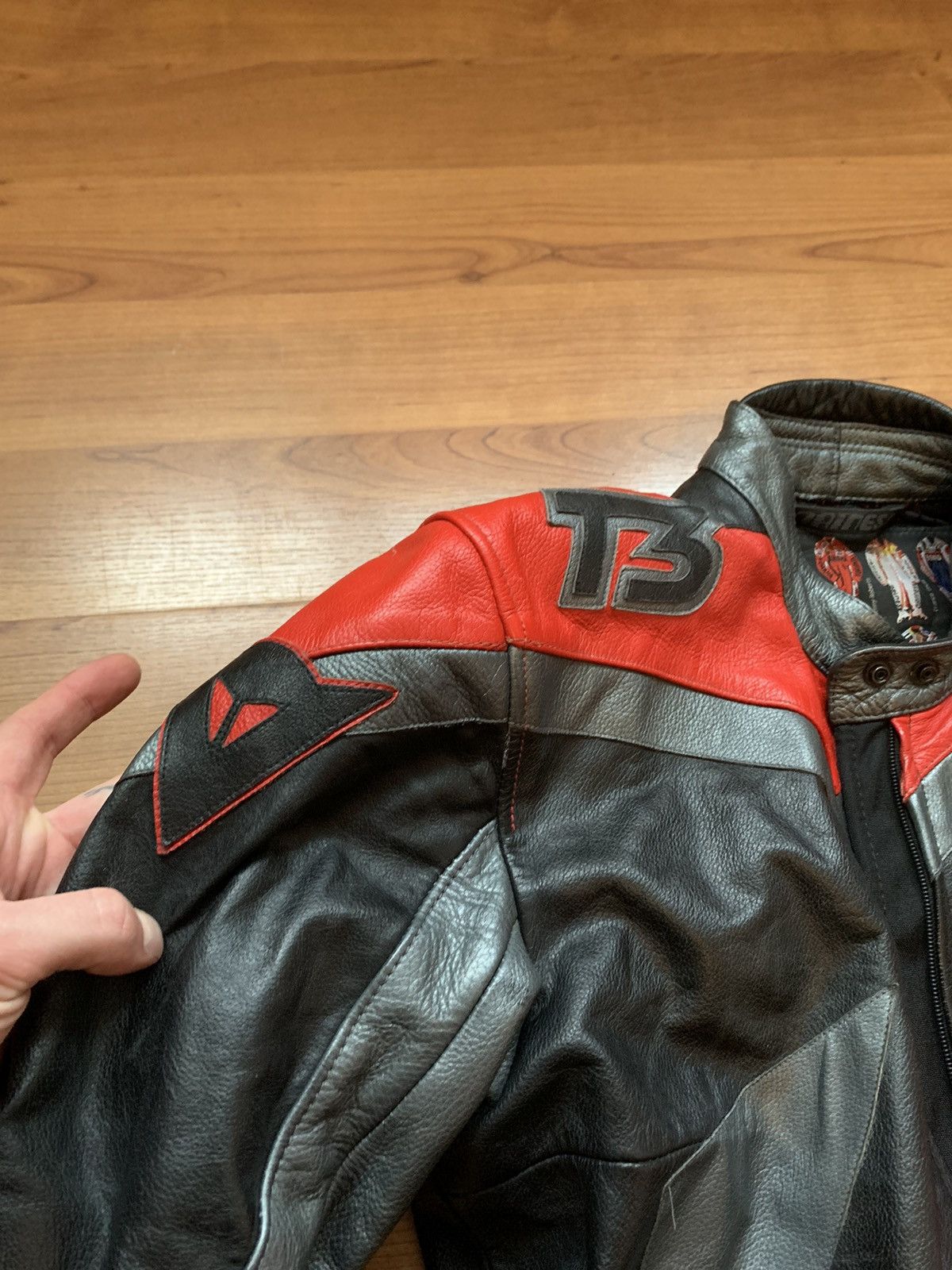 Dainese Vintage Dainese T3 Leather Suit Racing Moto size 48 Size US M / EU 48-50 / 2 - 7 Thumbnail