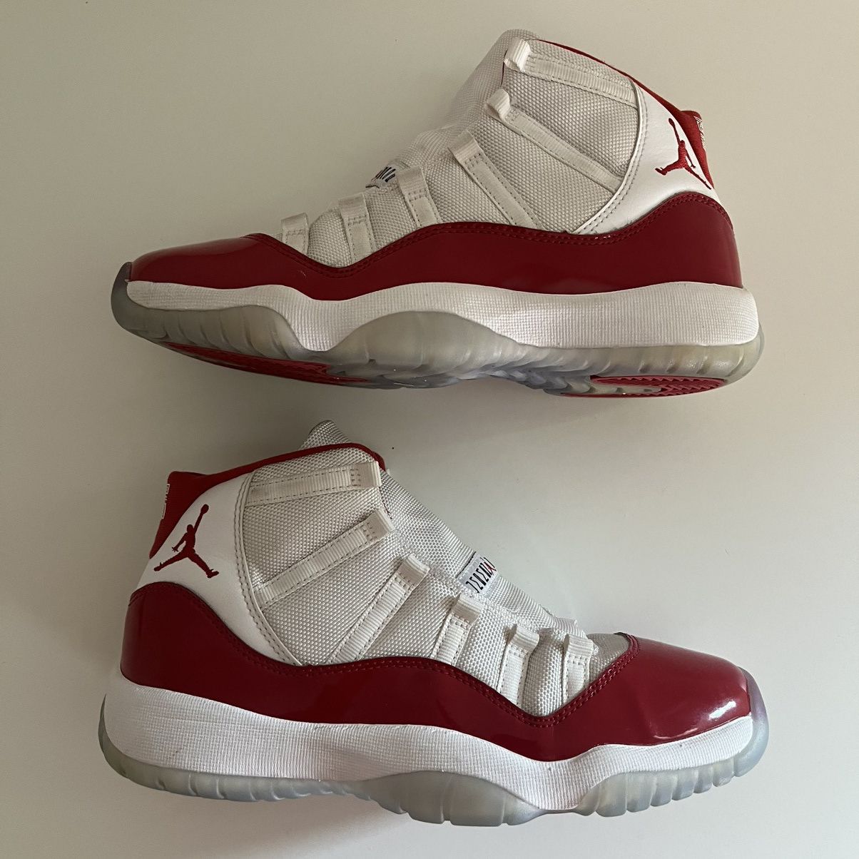 Jordan Brand Jordan 11 Cherry Size US 6 / EU 39 - 2 Thumbnail