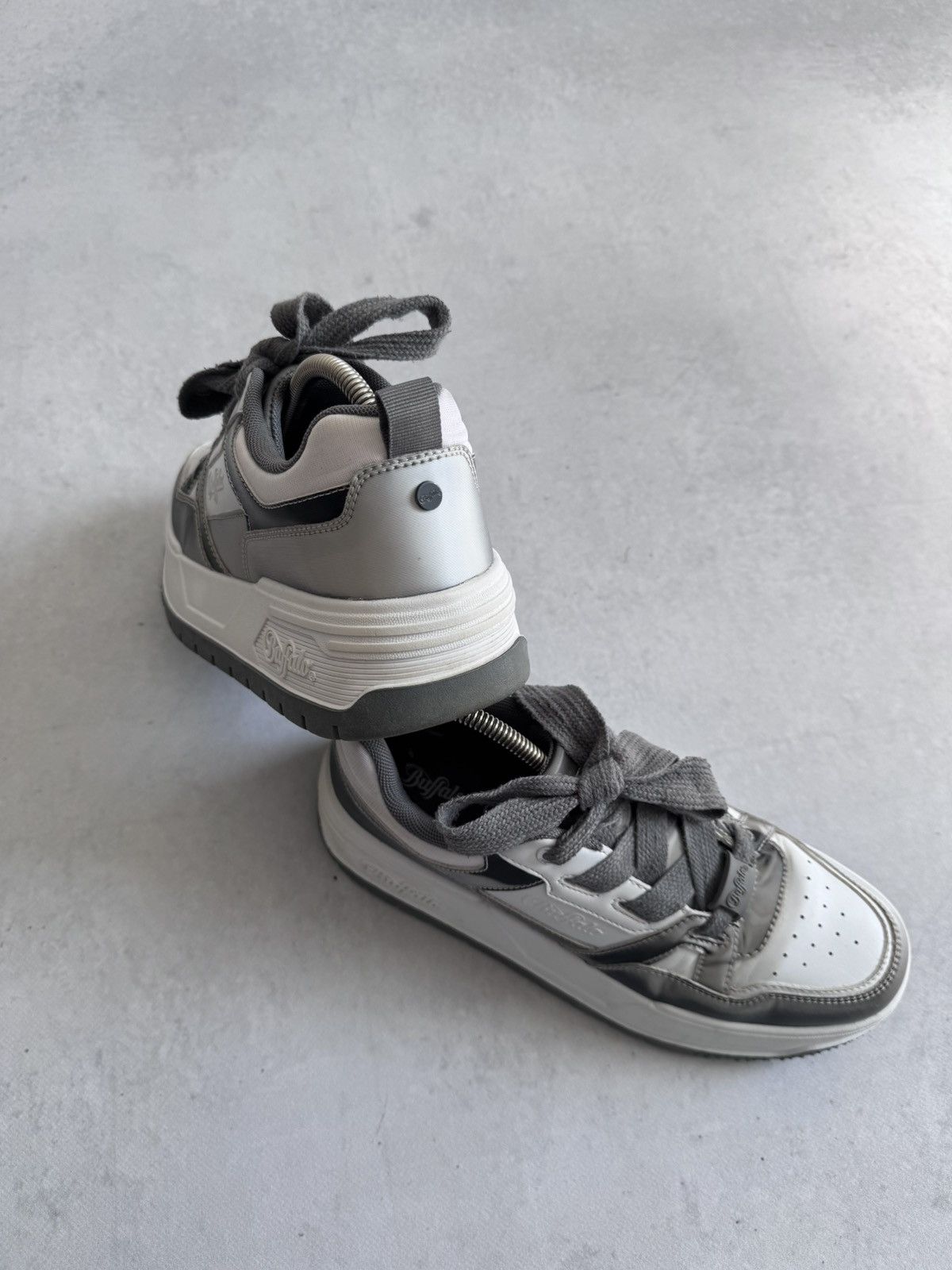 Buffalo London Buffalo London Platform Reflective Unisex Y2K Sneakers Size US 9 / IT 39 - 5 Thumbnail