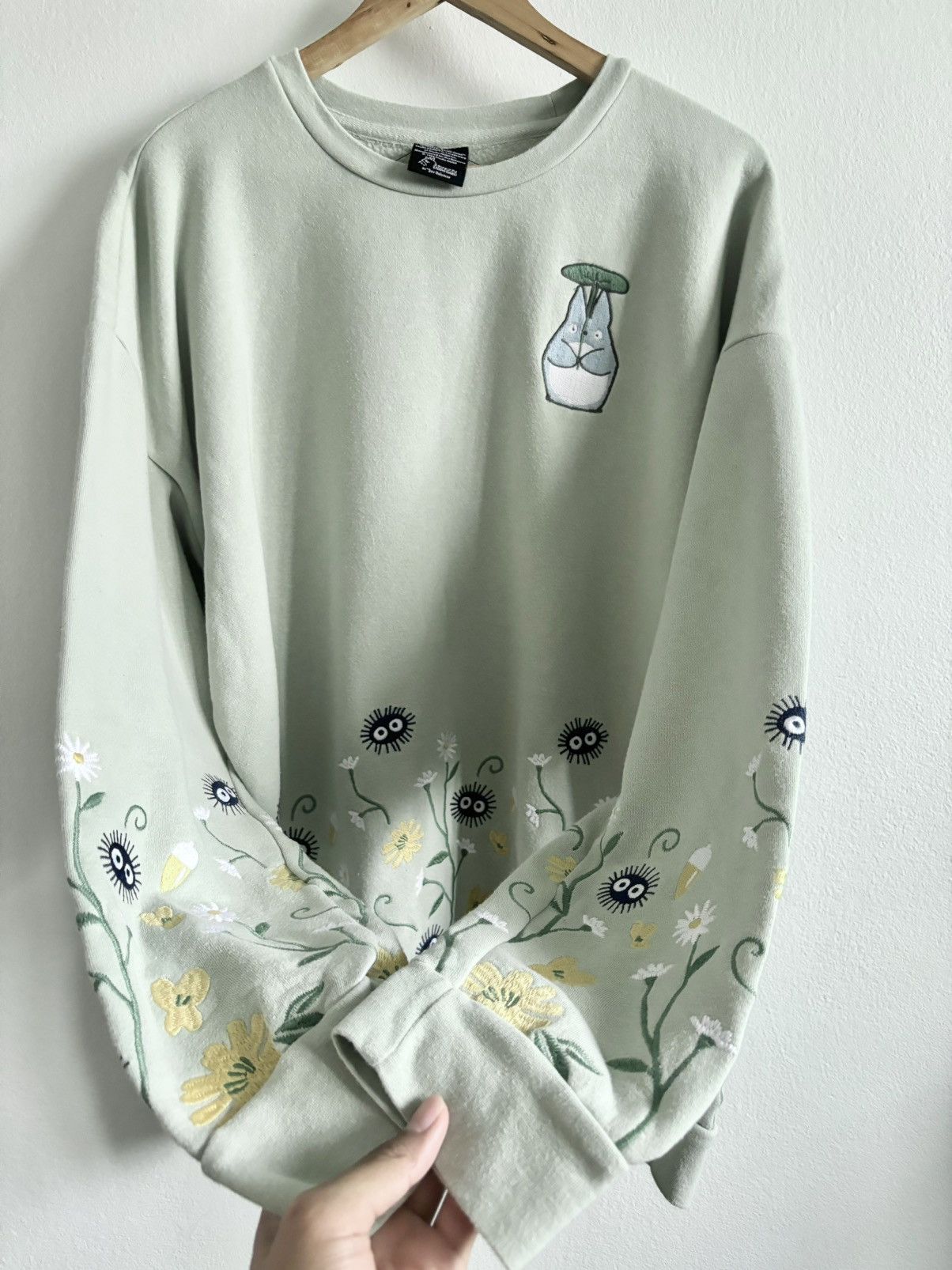 Anime MY NEIGHBOR TOTORO SWEATSHIRT STUDIO GHIBLI ANIME MANGA Size US L / EU 52-54 / 3 - 4 Thumbnail