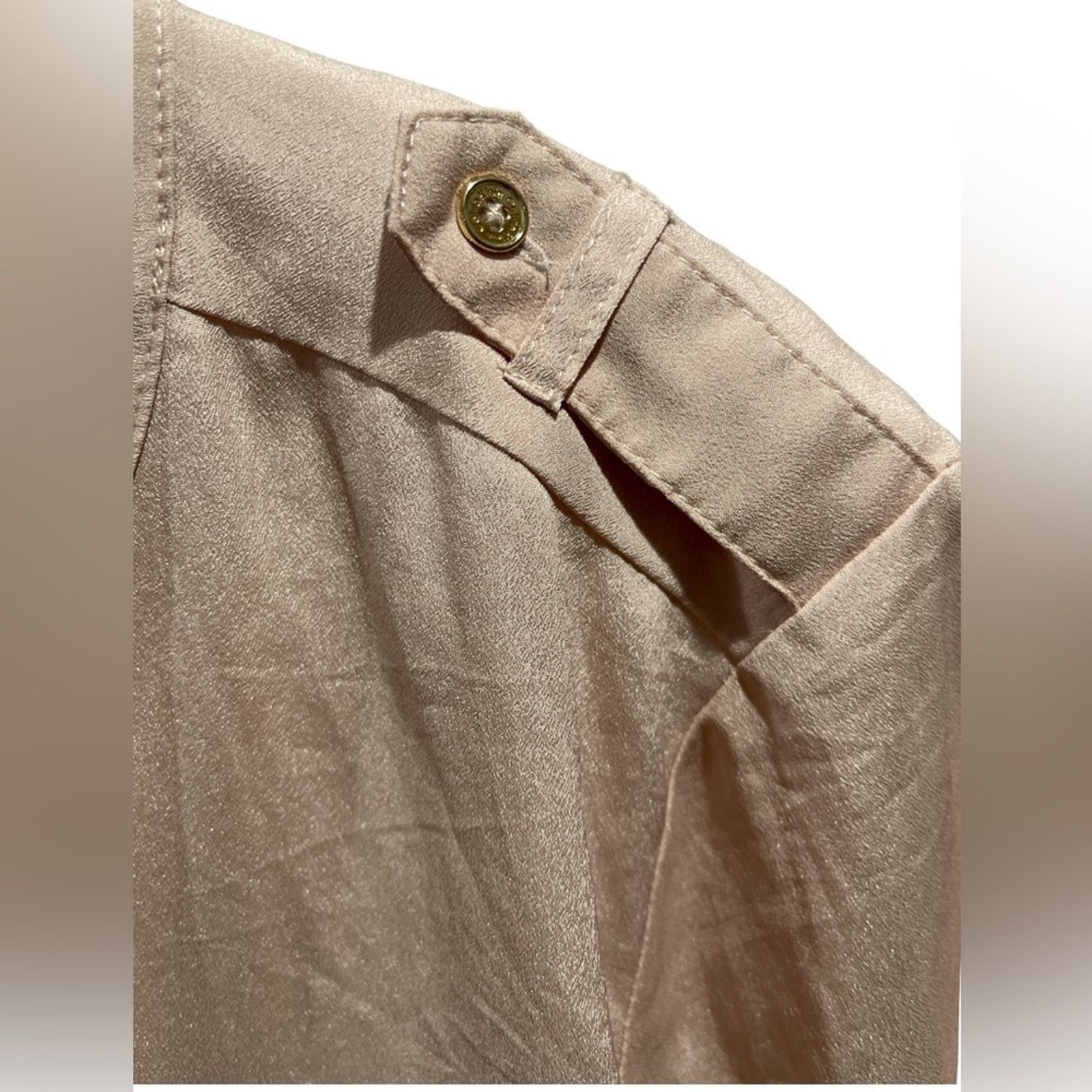 Calvin Klein CALVIN KLEIN Peach Roll-Tab Sleeve Blouse Sz L Size L / US 10 / IT 46 - 4 Thumbnail