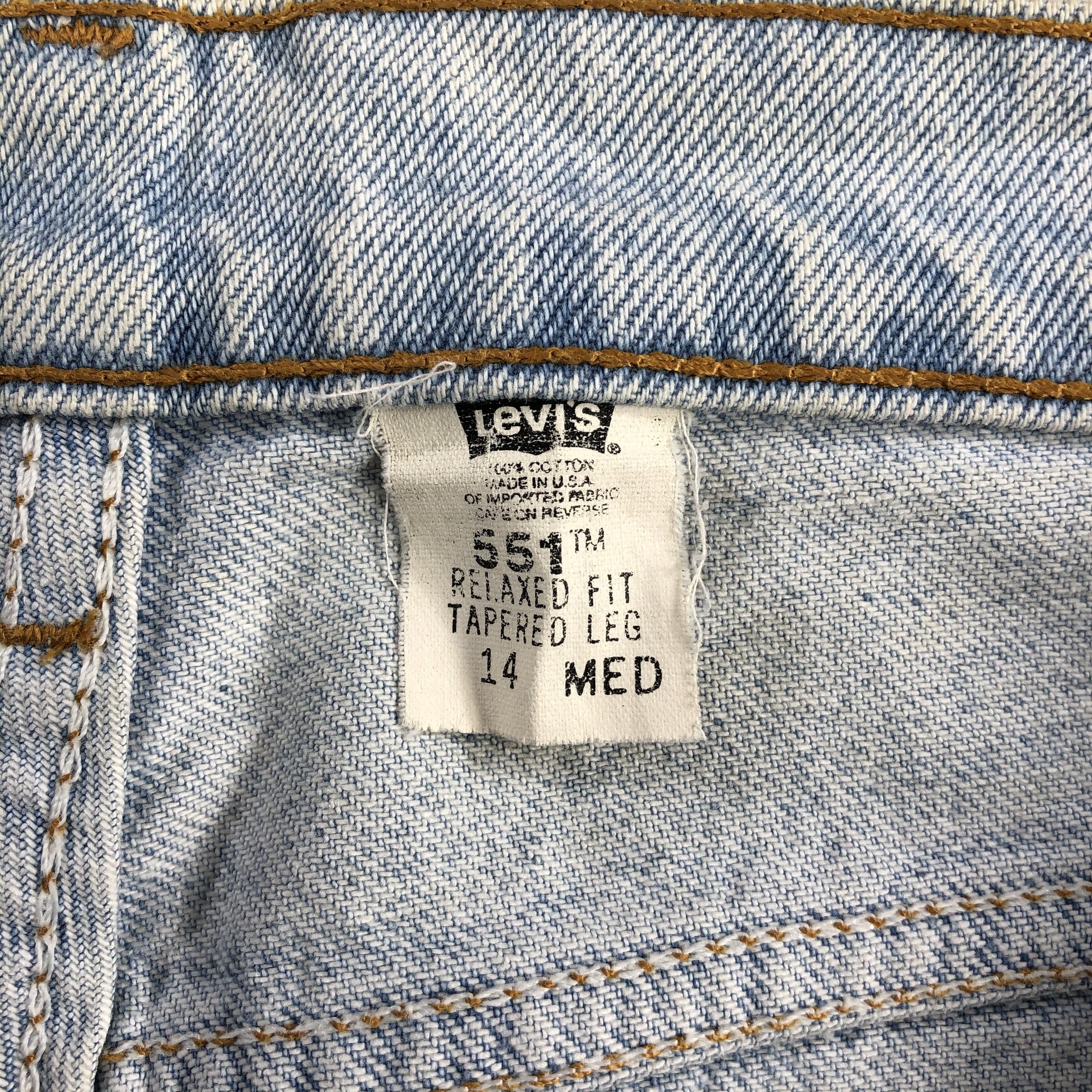 Levi's Vintage 90s Light Wash Levis 551 Jeans-J1581 Size US 33 - 11 Thumbnail