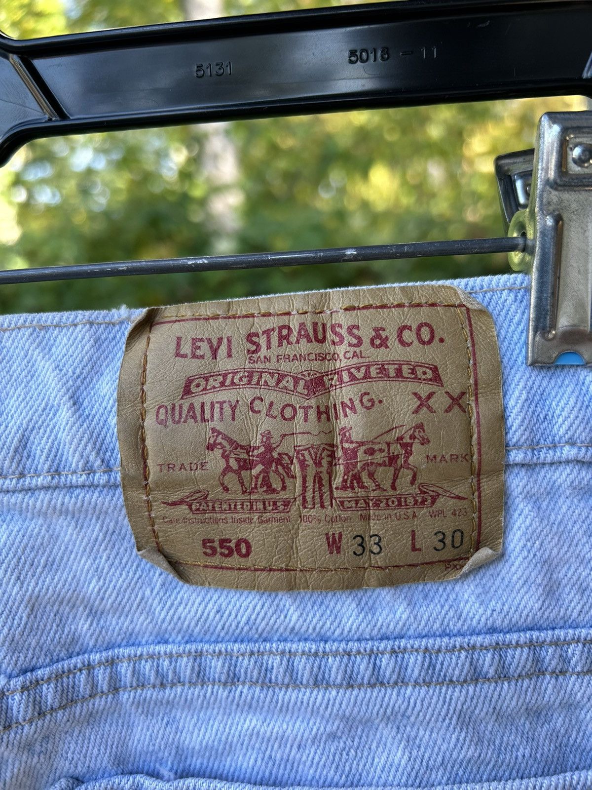 Levi's × Vintage Vintage Levis 550 Faded Light Wash Made In USA RARE Size US 30 / EU 46 - 3 Thumbnail