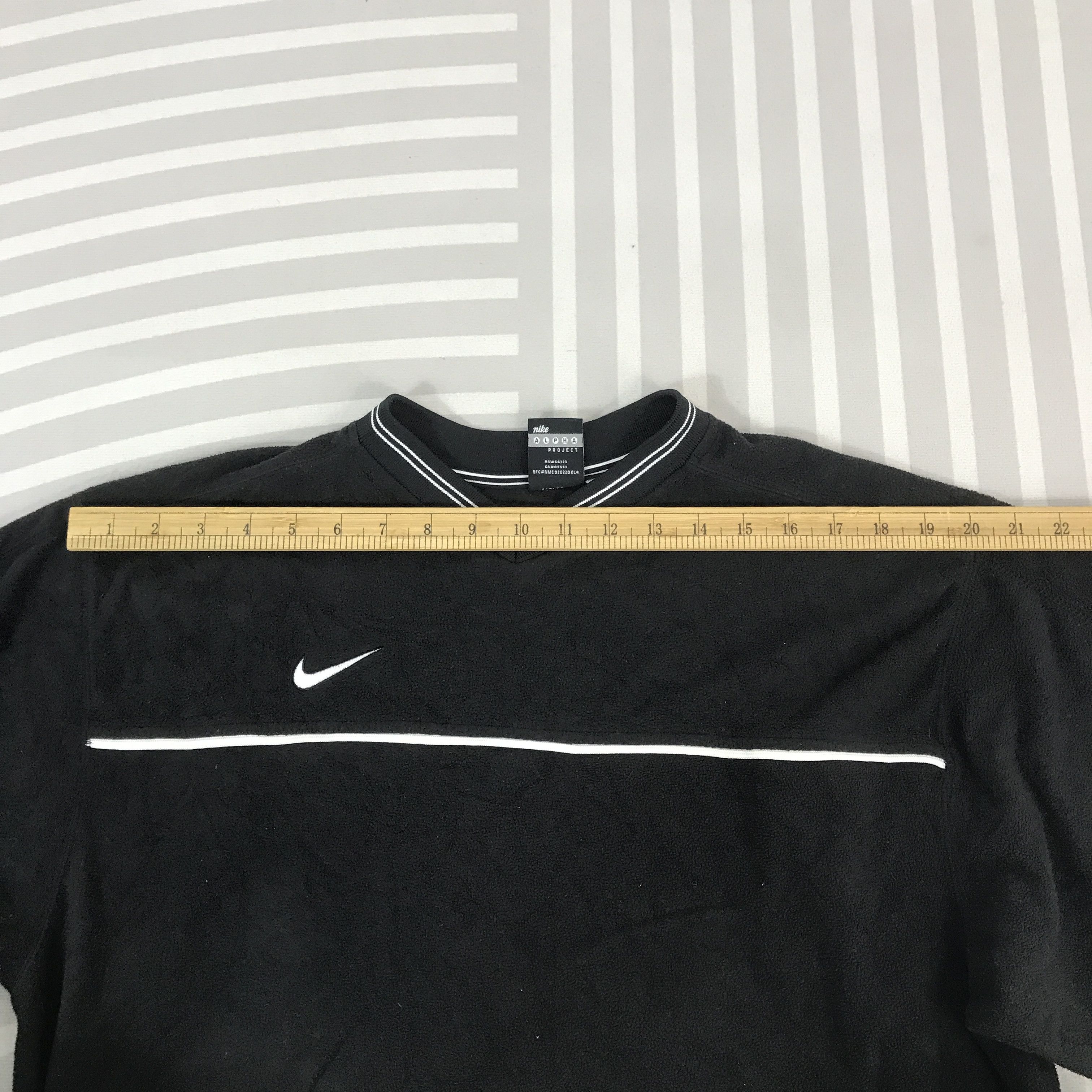 Nike Vintage Nike Team Fleece V-Neck Sweatshirt Size US L / EU 52-54 / 3 - 5 Thumbnail