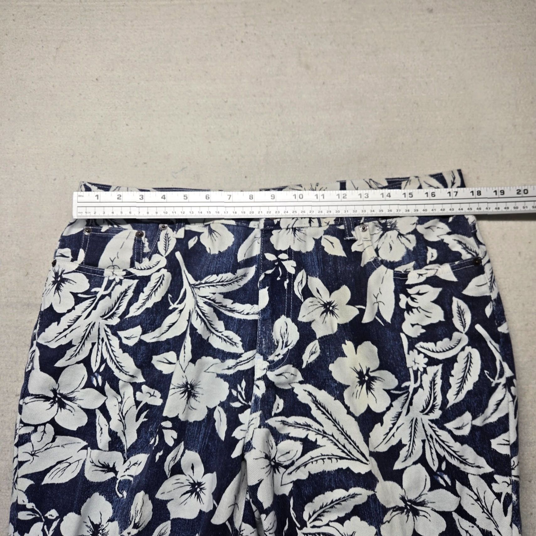 Denime Bass Jeans Floral Flowers Denim Blue Jeans 14 Womens Adult 14 Flower 5-Pocket Style Straight Size 36" / US 14 / IT 50 - 4 Thumbnail