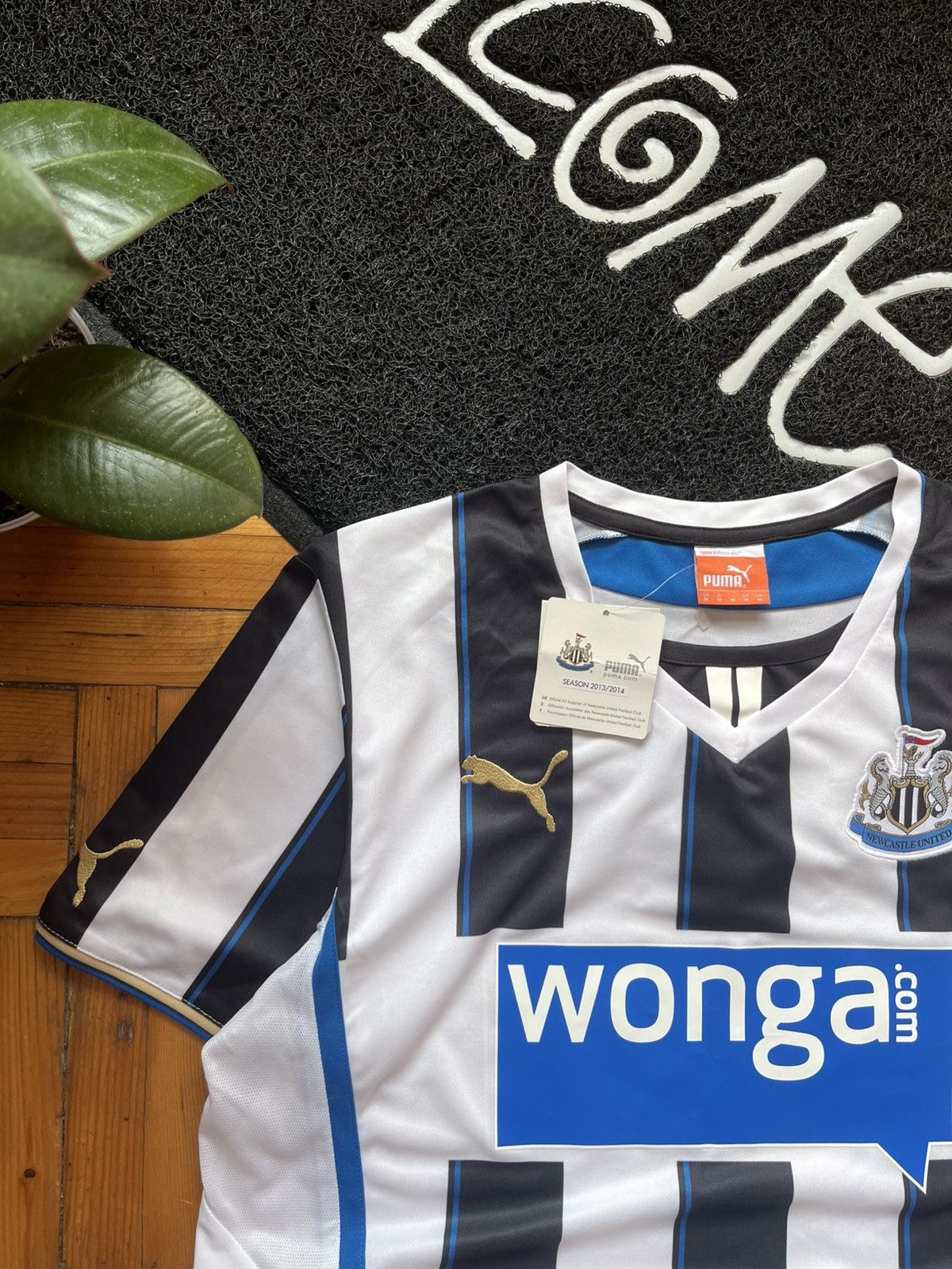 Puma Newcastle United Puma Football Shirt Soccer Jersey 2013/14 Size US M / EU 48-50 / 2 - 2 Thumbnail