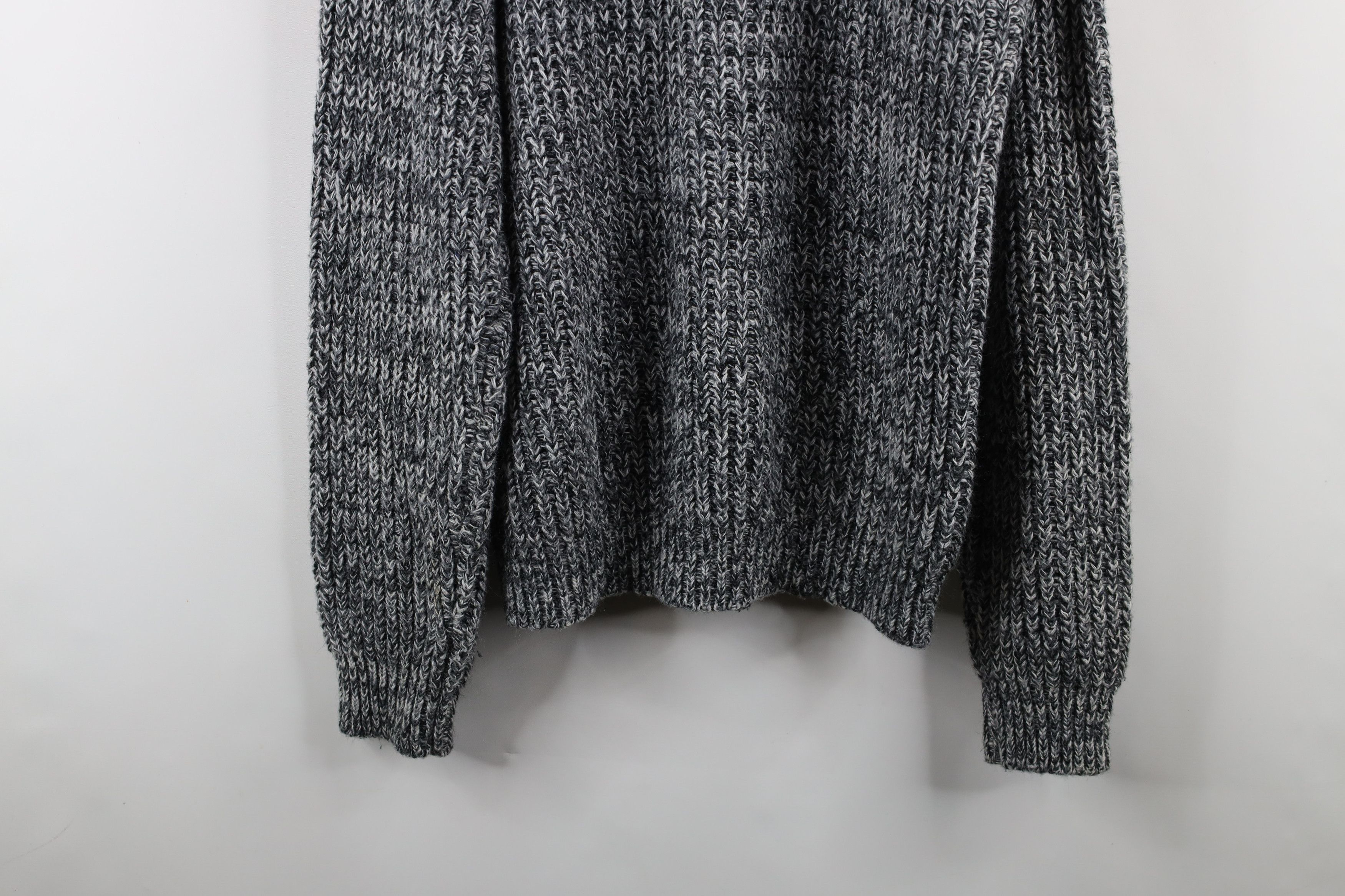 Vintage Vintage 90s Streetwear Ribbed Knit Crewneck Sweater Gray Size US L / EU 52-54 / 3 - 9 Thumbnail