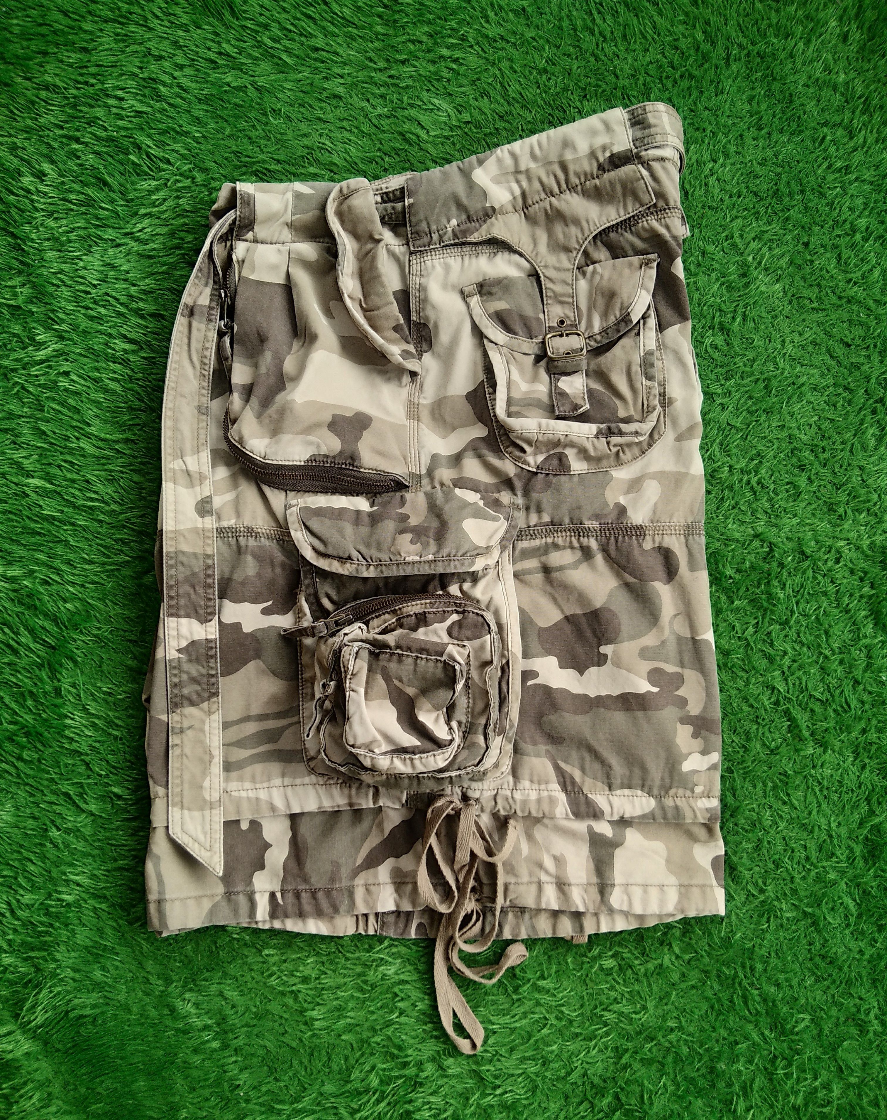 If Six Was Nine × KMRii × Le Grande Bleu (L.G.B.) As Know As Japan Camo Super Wide Leg Bondage Pants Size US 32 / EU 48 - 7 Thumbnail