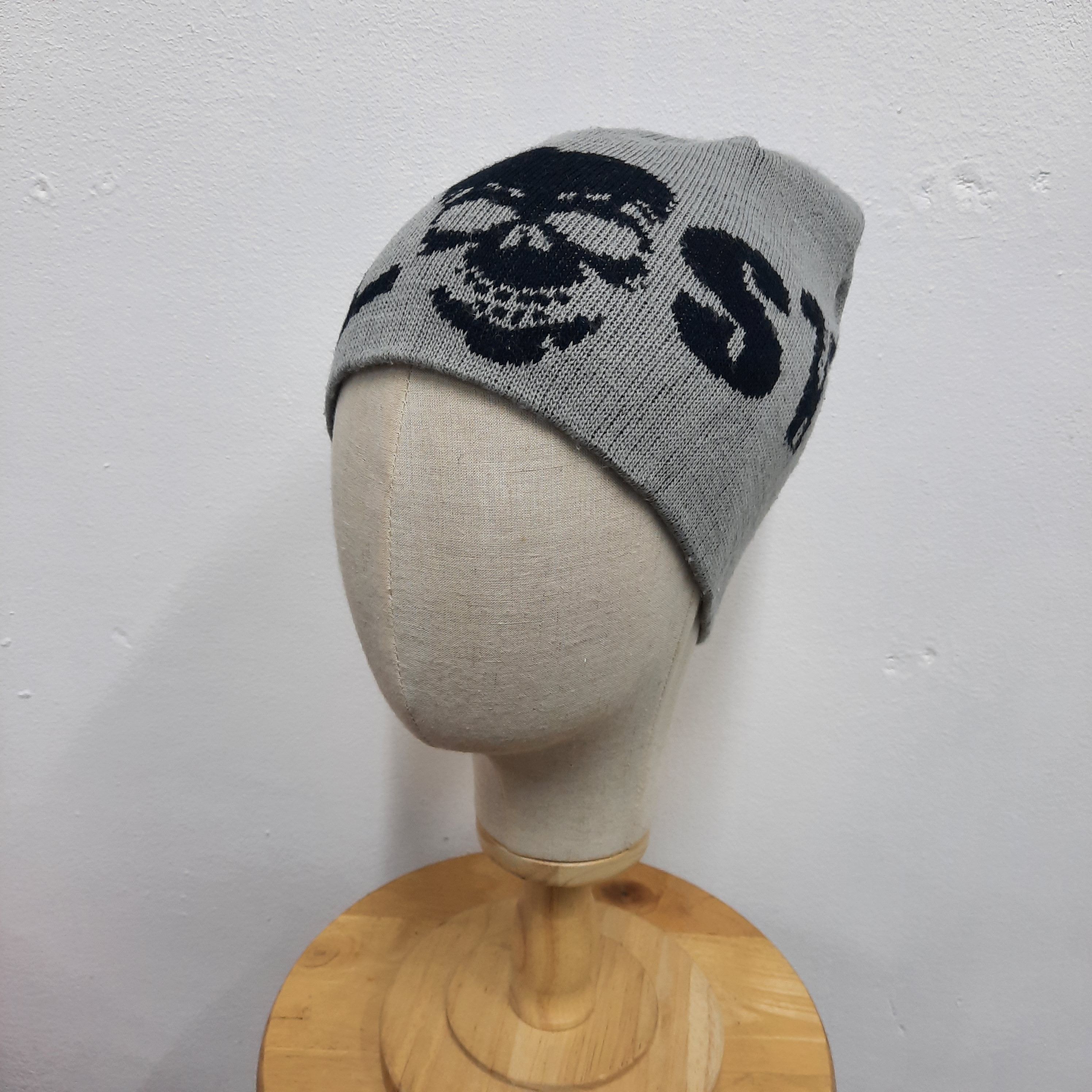 Lost Enterprises ☠️ Lost skateboard skull design pull on beanie hat Size ONE SIZE - 2 Thumbnail