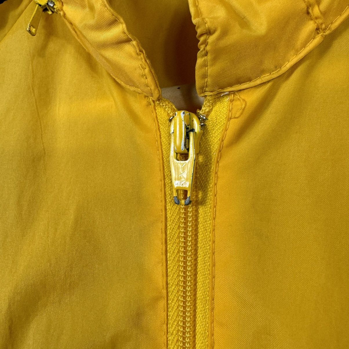 Vintage Vintage 70s Adidas Light Jacket Size US L / EU 52-54 / 3 - 7 Thumbnail