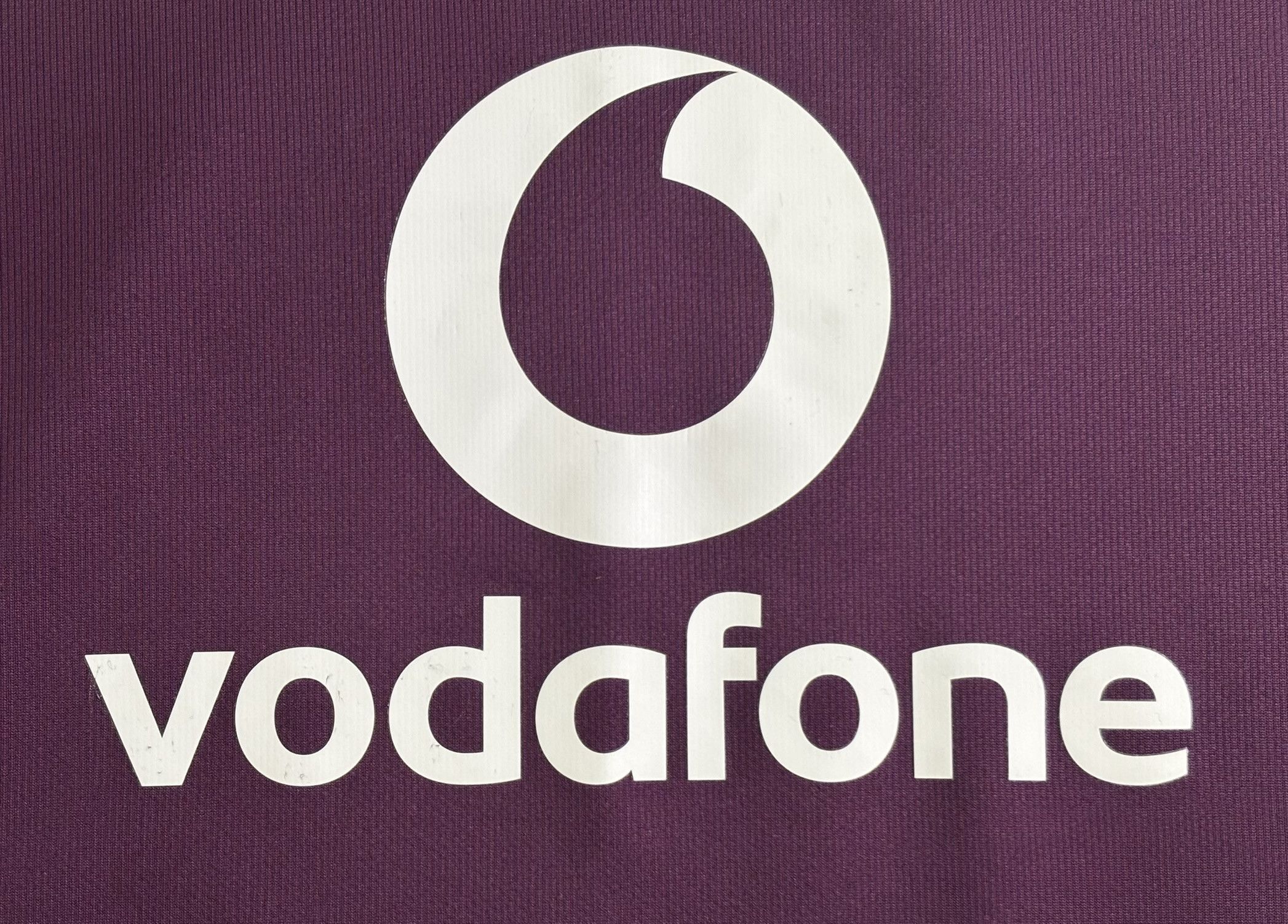 Canterbury of New Zealand Ireland Rugby 2016/2017 Canterbury Vodafone Vapodri+ Size US L / EU 52-54 / 3 - 9 Thumbnail