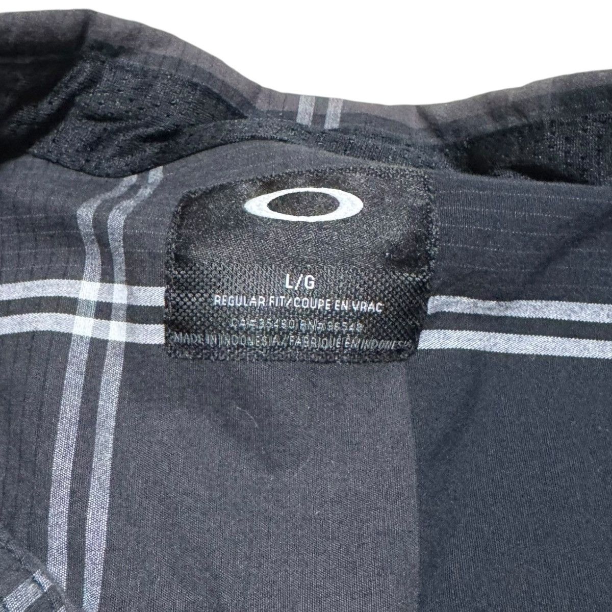 Oakley Oakley Black White Gray Button Up Long Sleeve Shirt Large Size US L / EU 52-54 / 3 - 4 Thumbnail