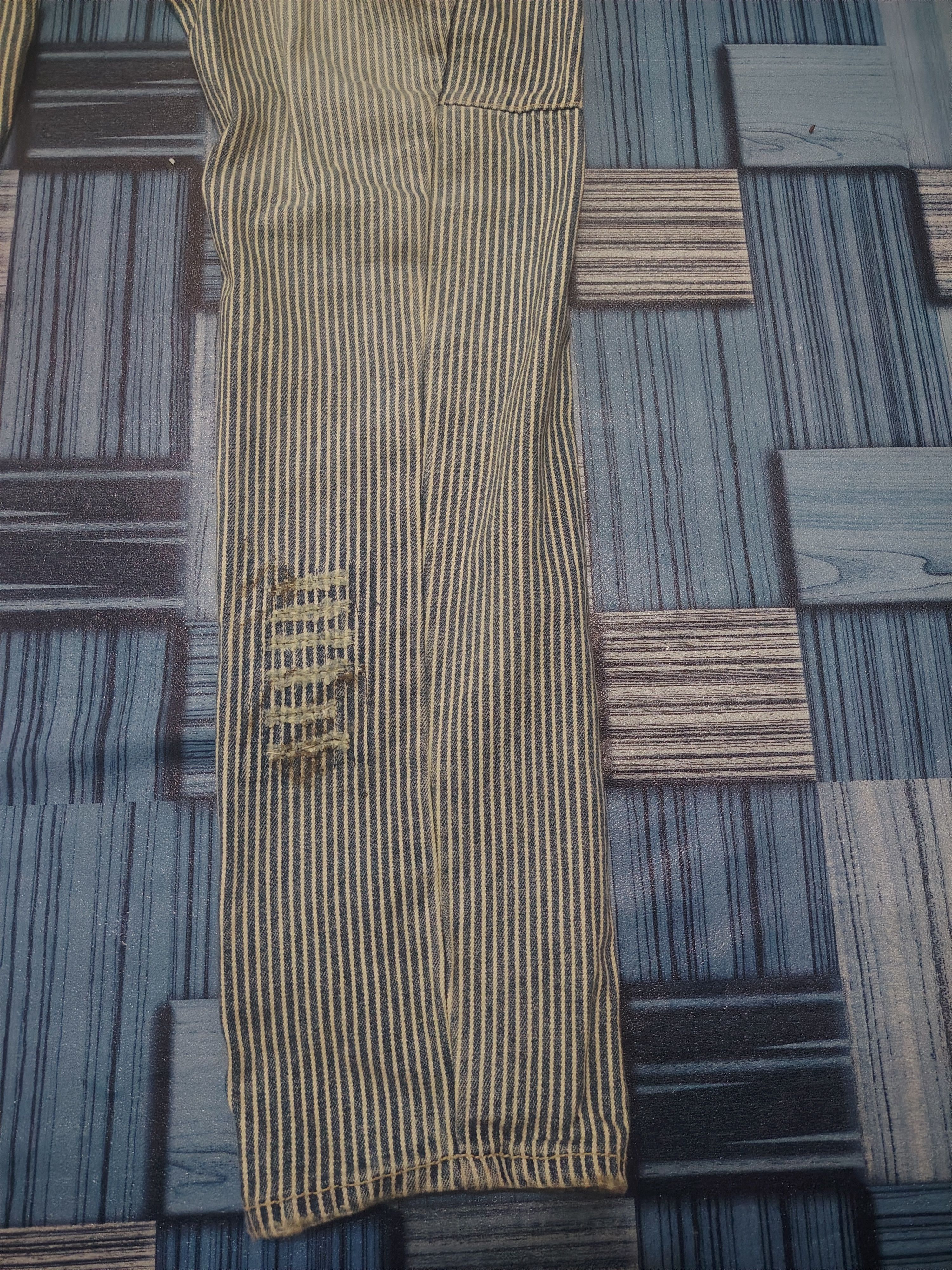 If Six Was Nine × Japanese Brand 💥Insane hickory stripe worker pants twist leg skinny design Size US 30 / EU 46 - 6 Thumbnail