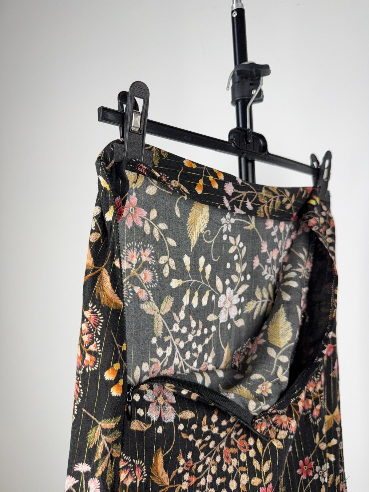 Japanese Brand Vntg 00s Designer NAF NAF Floral Maxi Skirt French Boho 36 Size 26" / US 2 / IT 38 - 5 Thumbnail