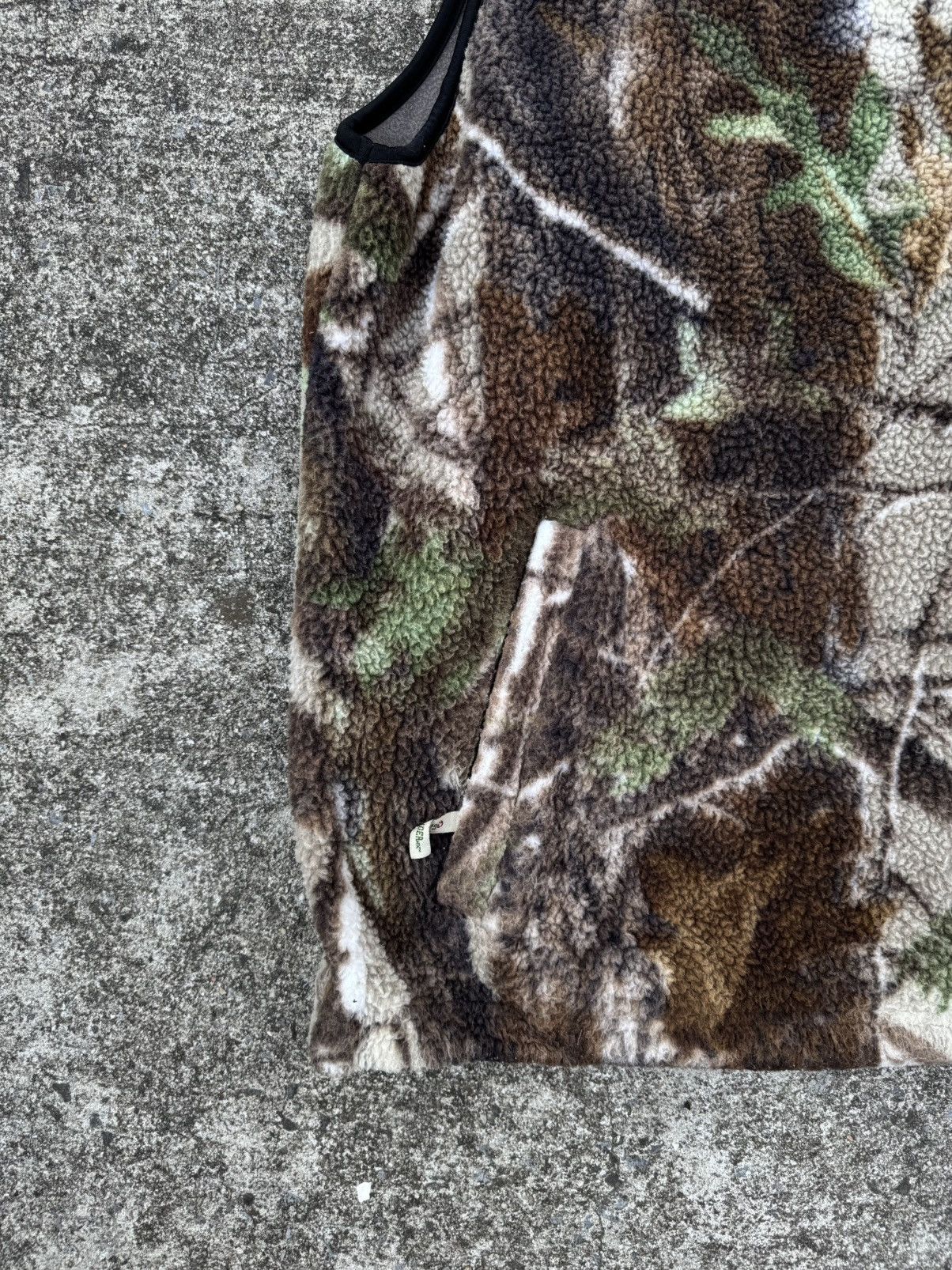 Vintage Vintage Real Tree Camo Vest Fleece size XL Size US XL / EU 56 / 4 - 3 Thumbnail