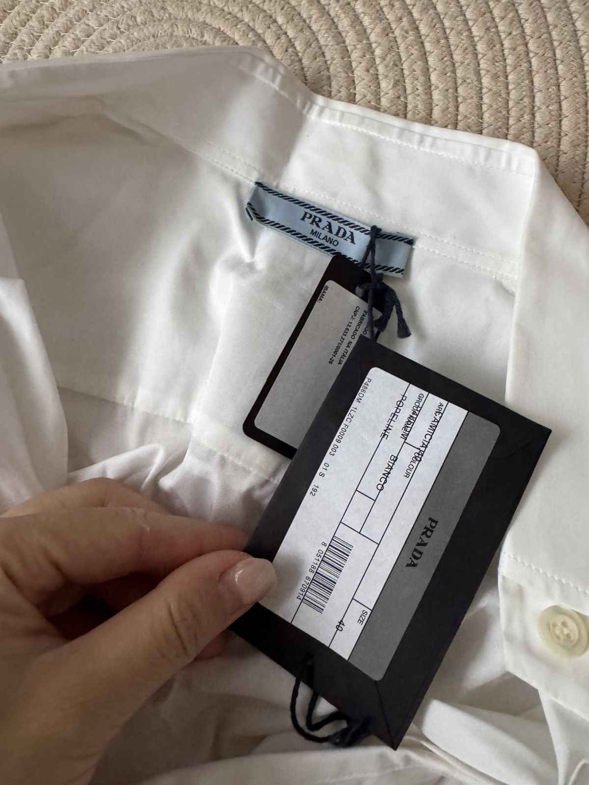 Prada Prada White front chest tucked Poplin shirt size IT40 Size S / US 4 / IT 40 - 6 Thumbnail